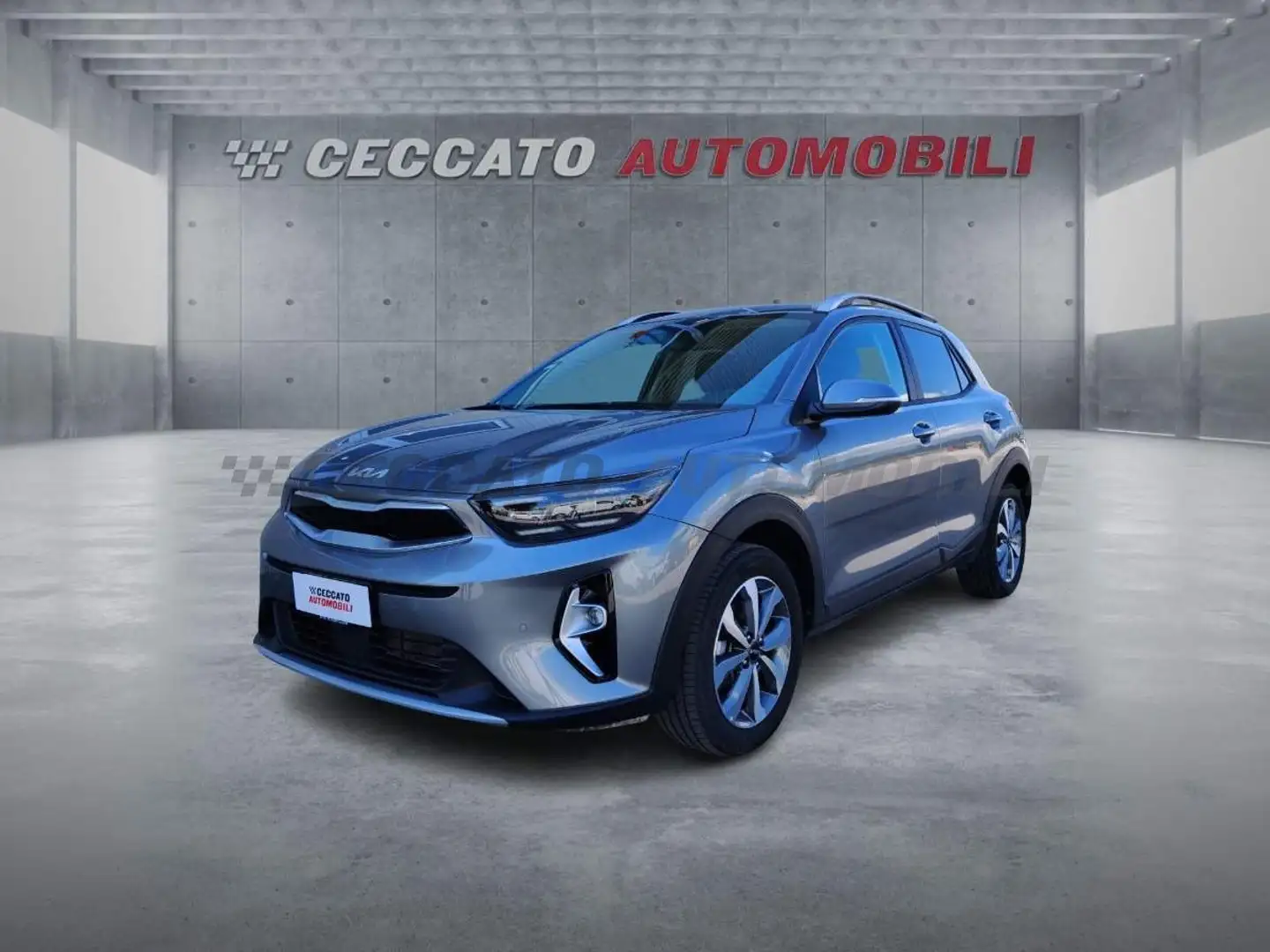 Kia Stonic Stonic 1.2 dpi Style 84cv Grau - 1