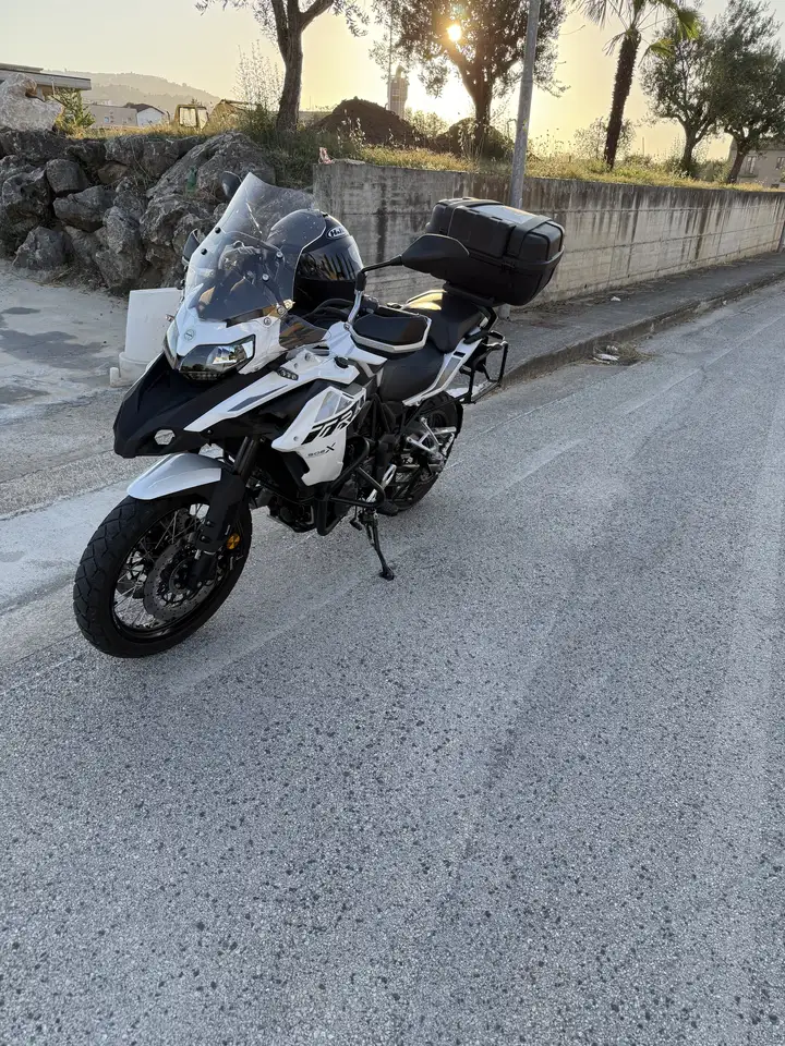 Benelli TRK 502