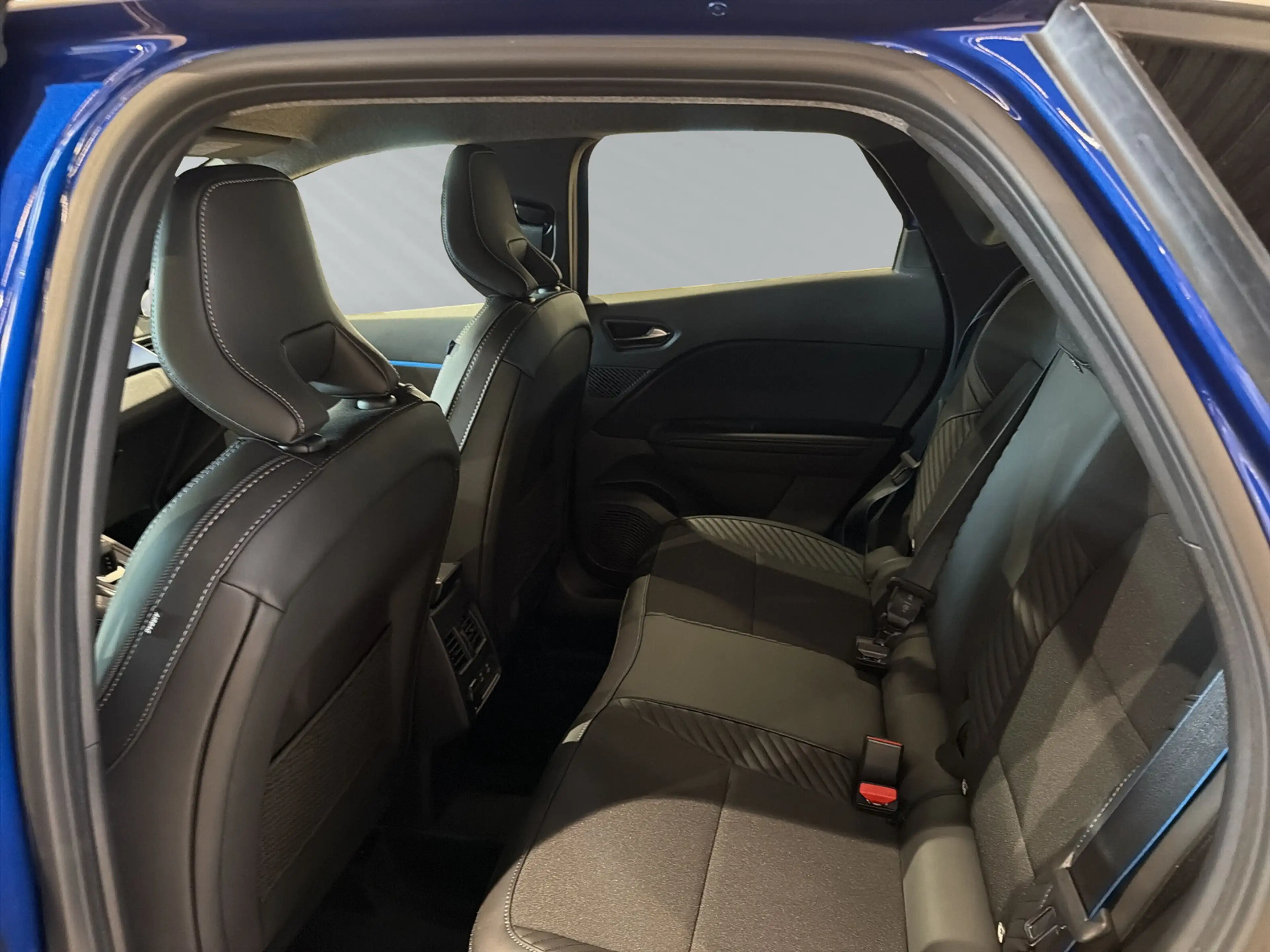 Renault Captur II Esprit Alpine Mild Hybrid 140 EU6e — photo 8