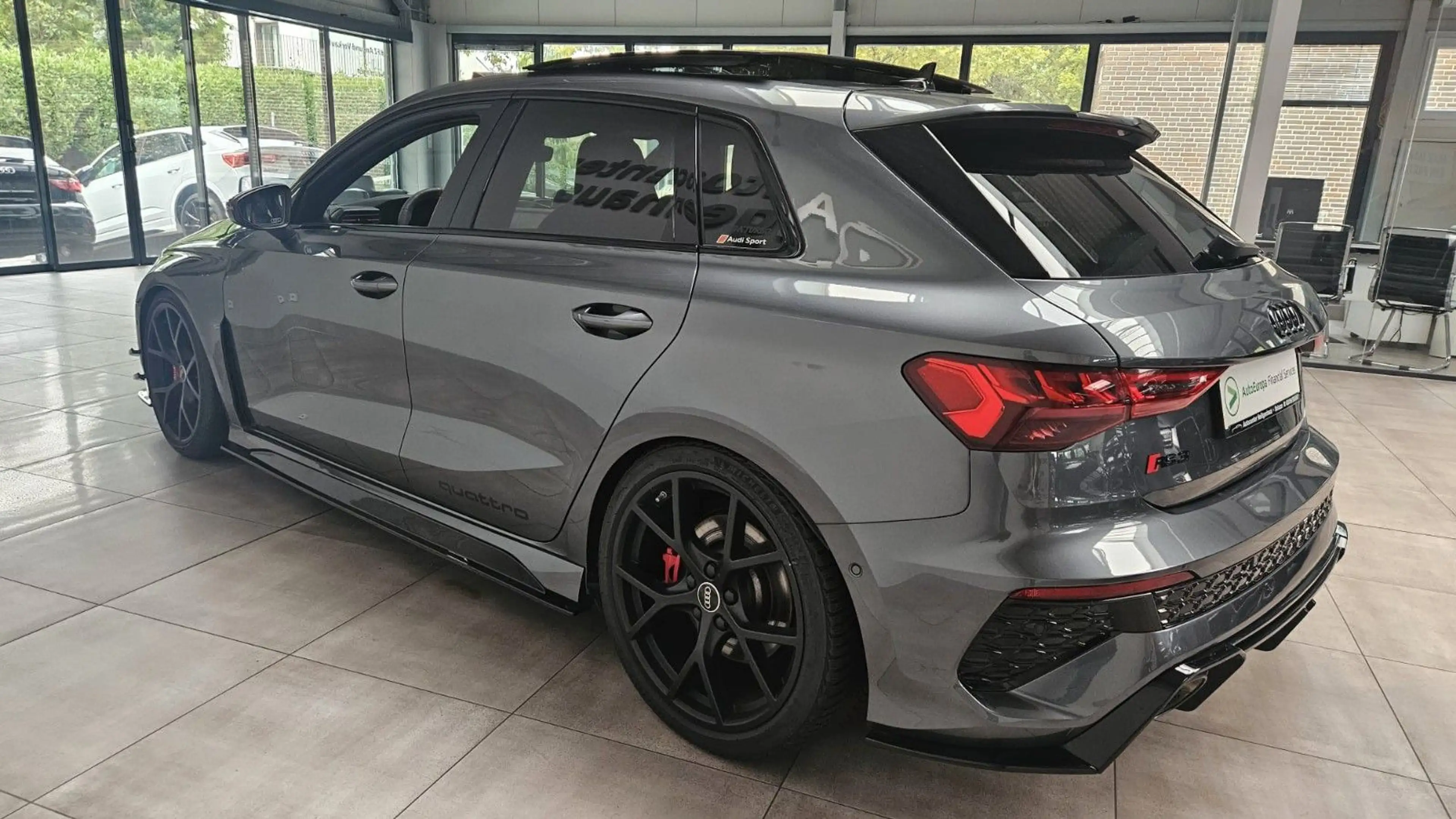Audi RS3 RS 3 Sportback Pano Matrix Leder Keramik 290kmh — photo 9