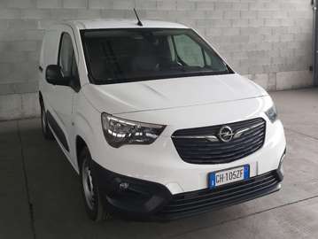 1.5 DIESEL 130CV A/T VAN EDITION