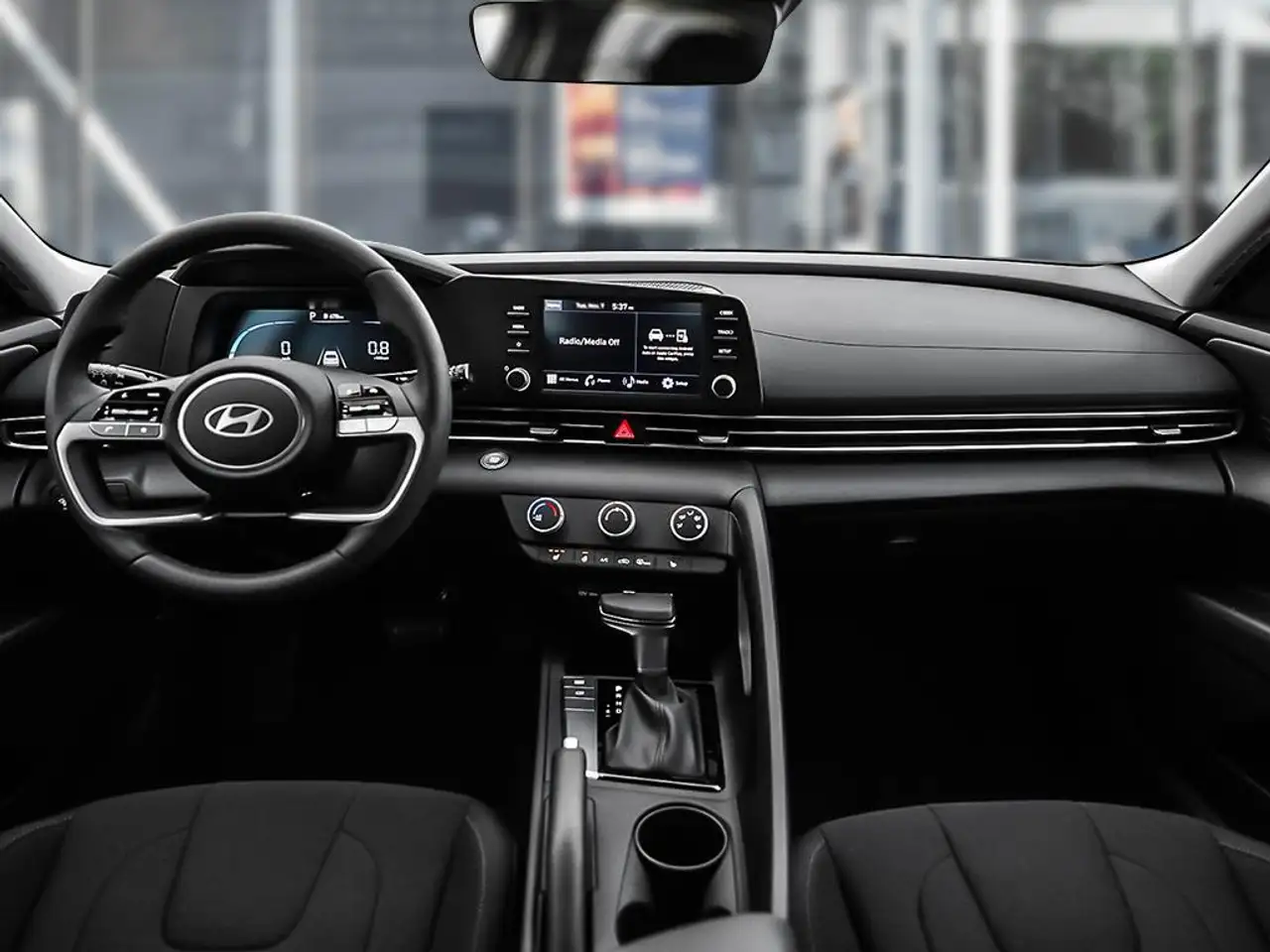 Hyundai ELANTRA снимка Hyundai ELANTRA