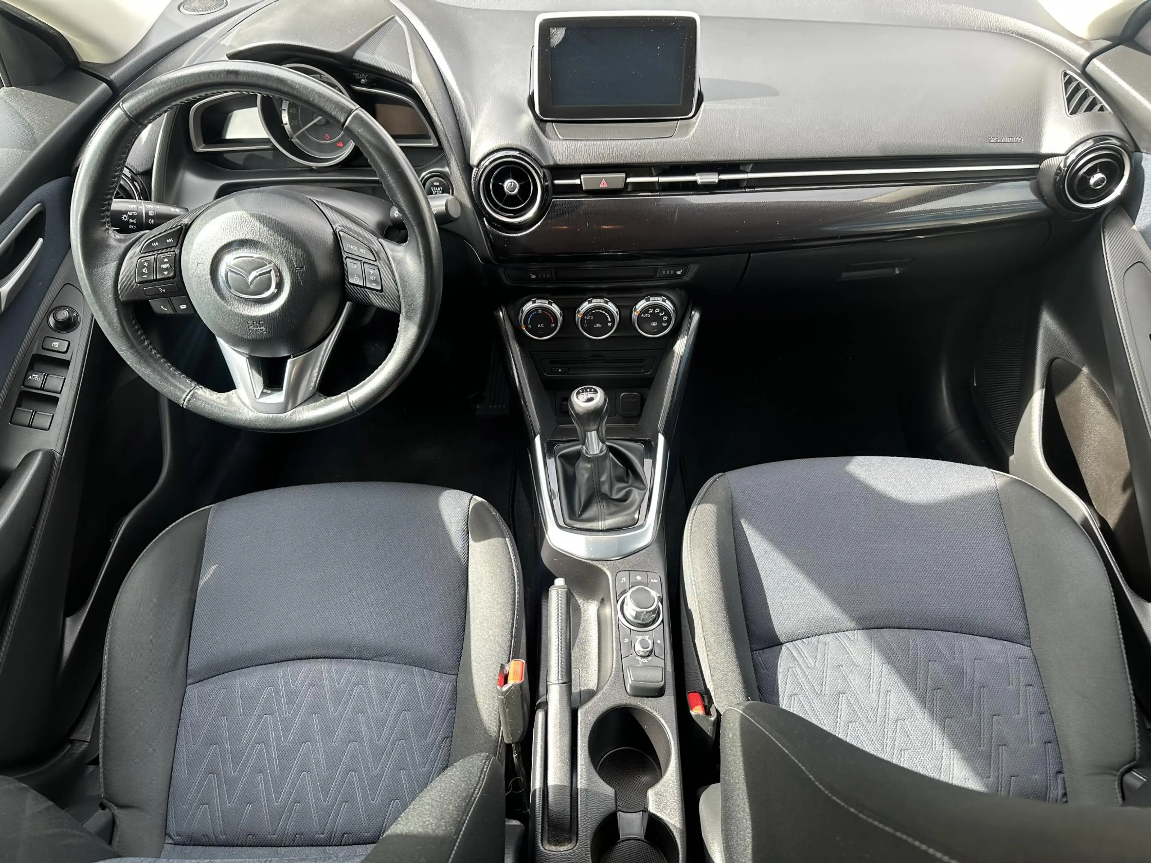 Mazda 2 1.5 Skyactiv-G GT-M Line /Nieuwe apk bij afleverin — photo 14