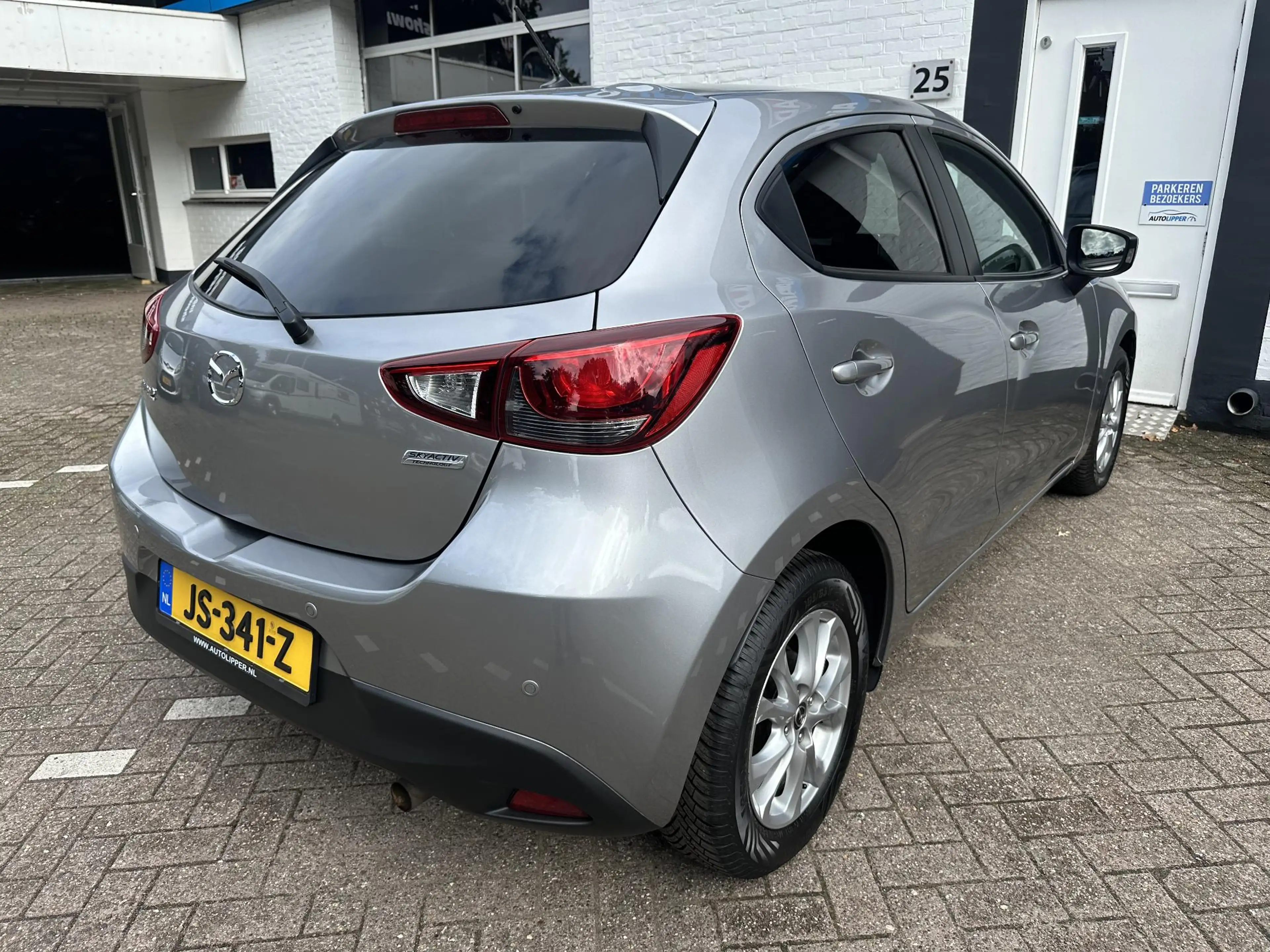 Mazda 2 1.5 Skyactiv-G GT-M Line /Nieuwe apk bij afleverin — photo 4