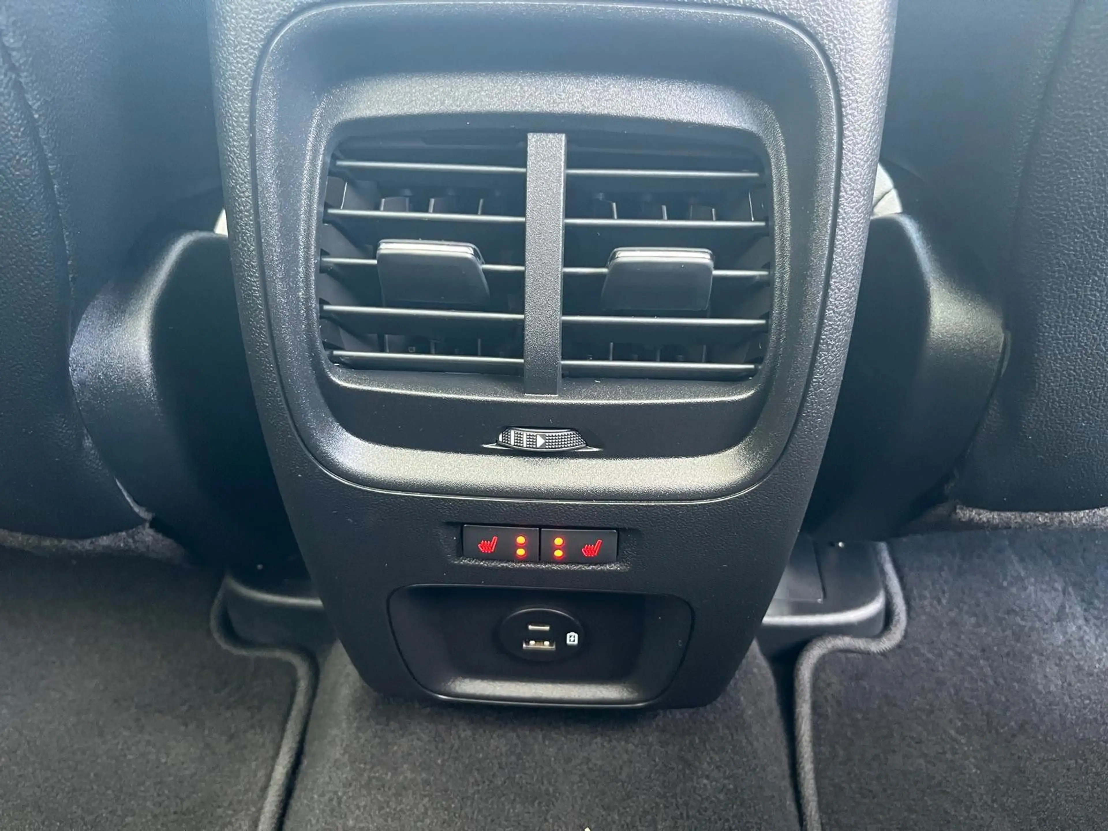 Ford Kuga FHEV Titanium X AWD 190PS #AHK #PANO — photo 12