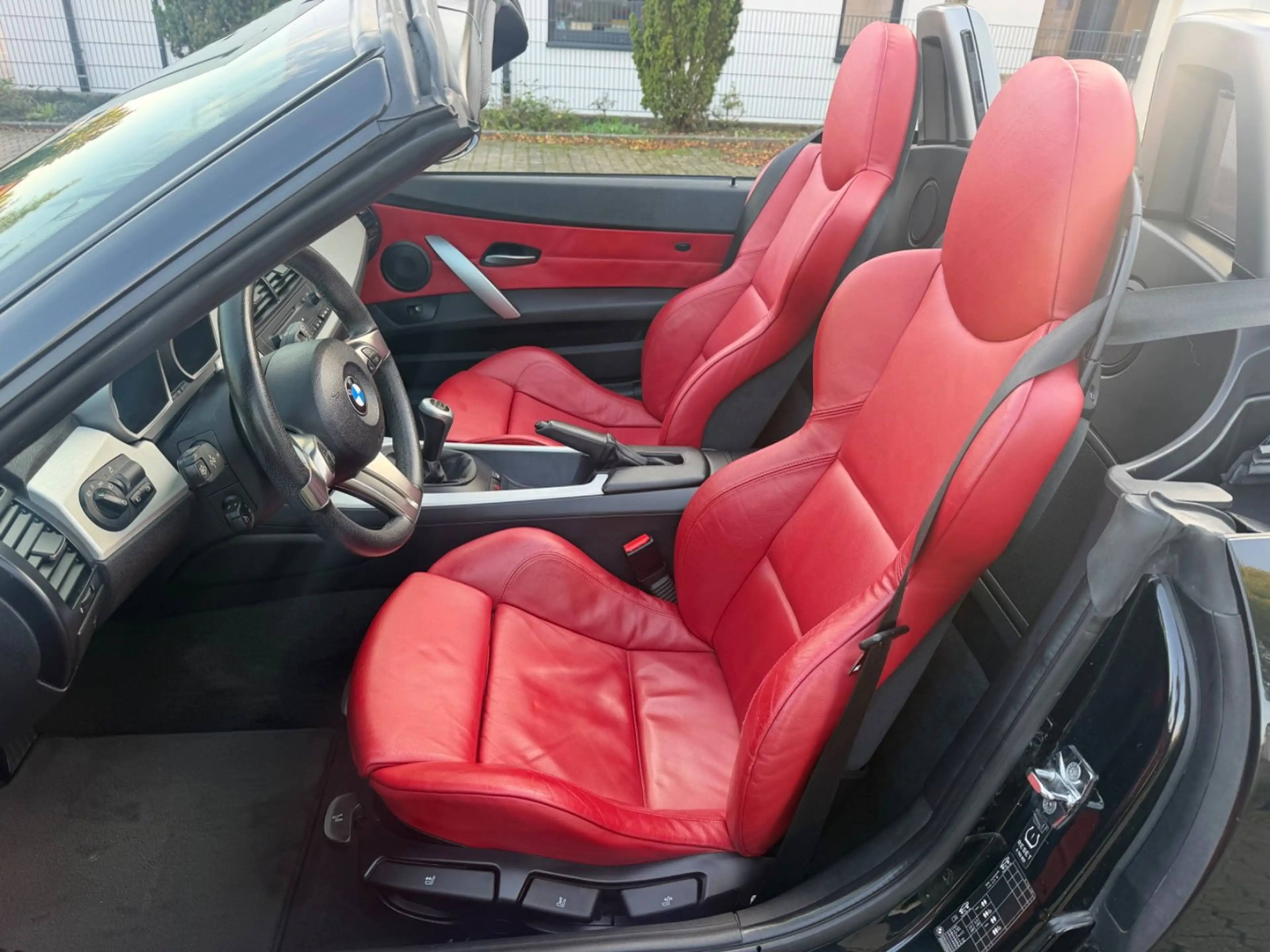 BMW Z4 Roadster 2.5 i*NAVI*LEDER*XENON*NUR 77.000KM* — photo 11