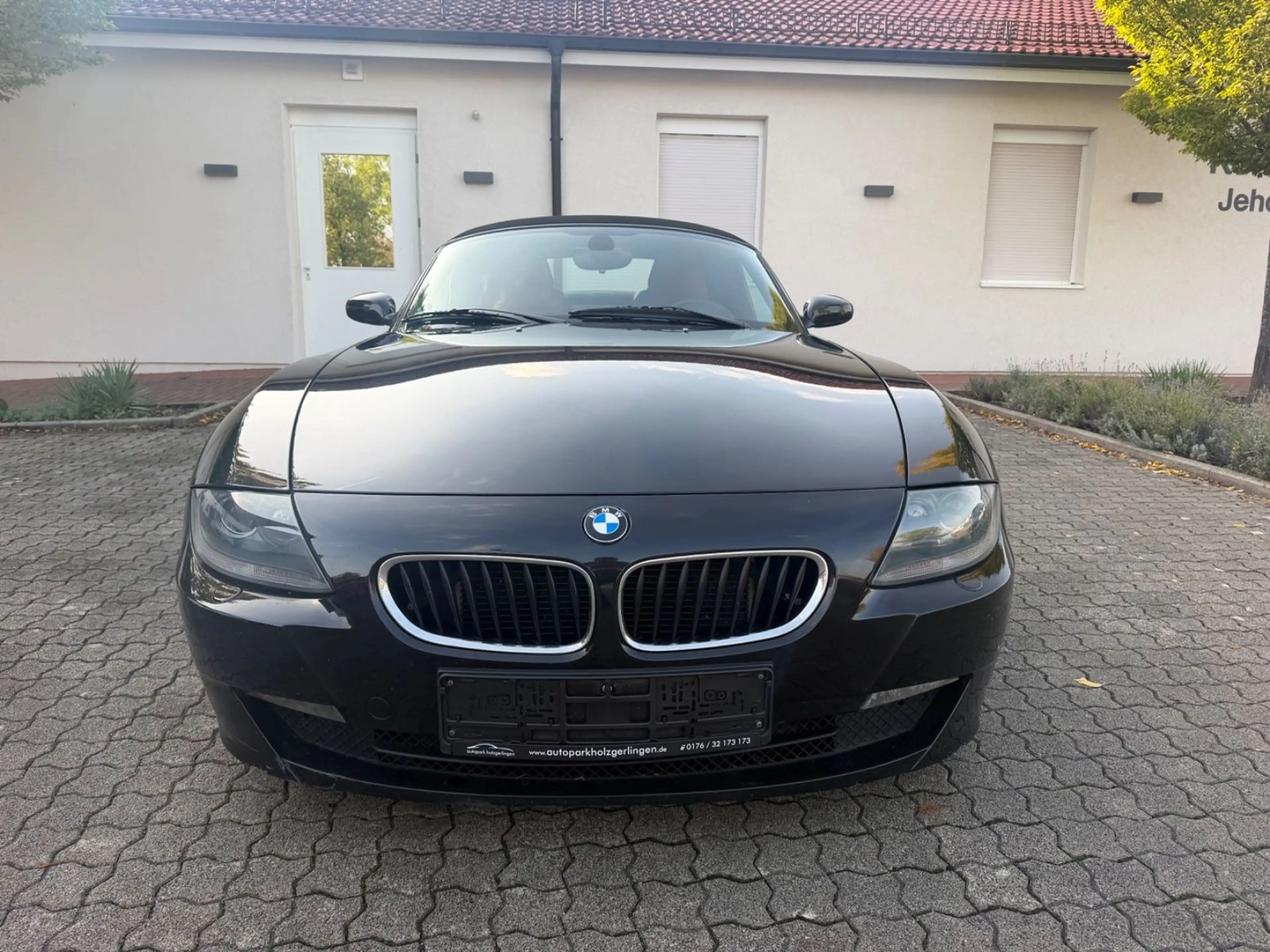 BMW Z4 Roadster 2.5 i*NAVI*LEDER*XENON*NUR 77.000KM* — photo 2