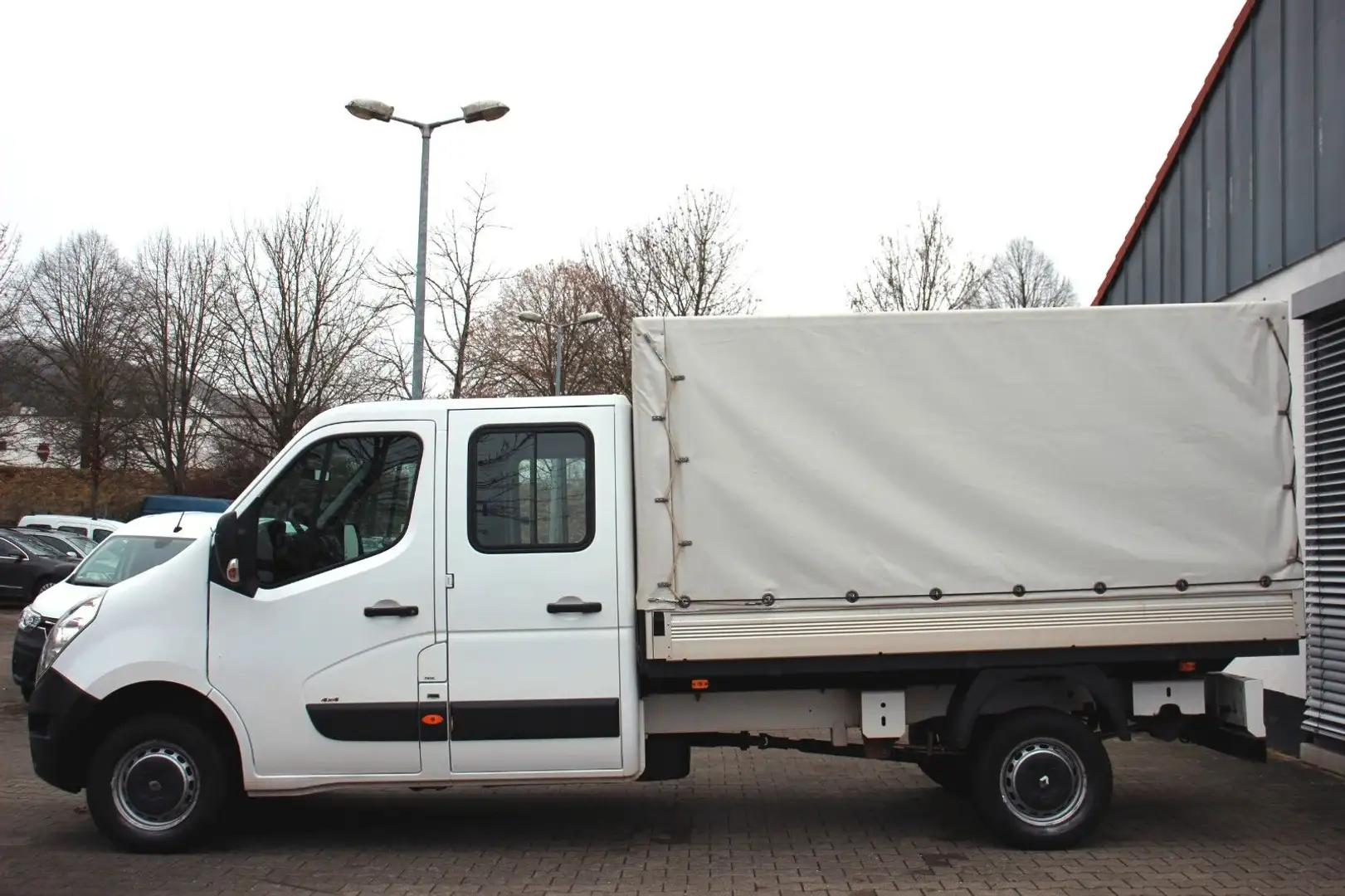 Renault Master 2.3dci # Allrad # DoKa # Pritsche + Plane Blanc - 2