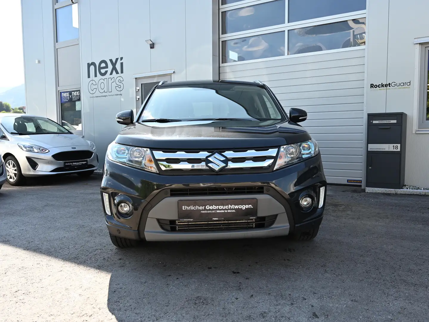 Suzuki Vitara 1.6 DDiS | DSG | Pano | AHK | Garantie | ... Schwarz - 2