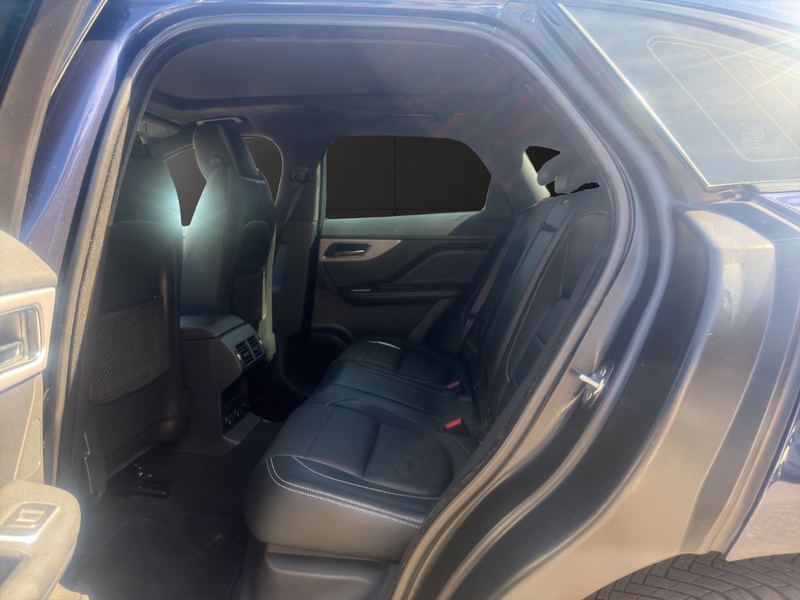 Jaguar F-Pace First  AWD AHK/Navi/Leder/LED/Pano/Virtua — photo 15