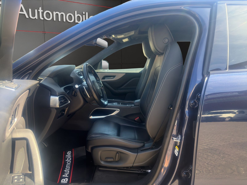 Jaguar F-Pace First  AWD AHK/Navi/Leder/LED/Pano/Virtua — photo 13