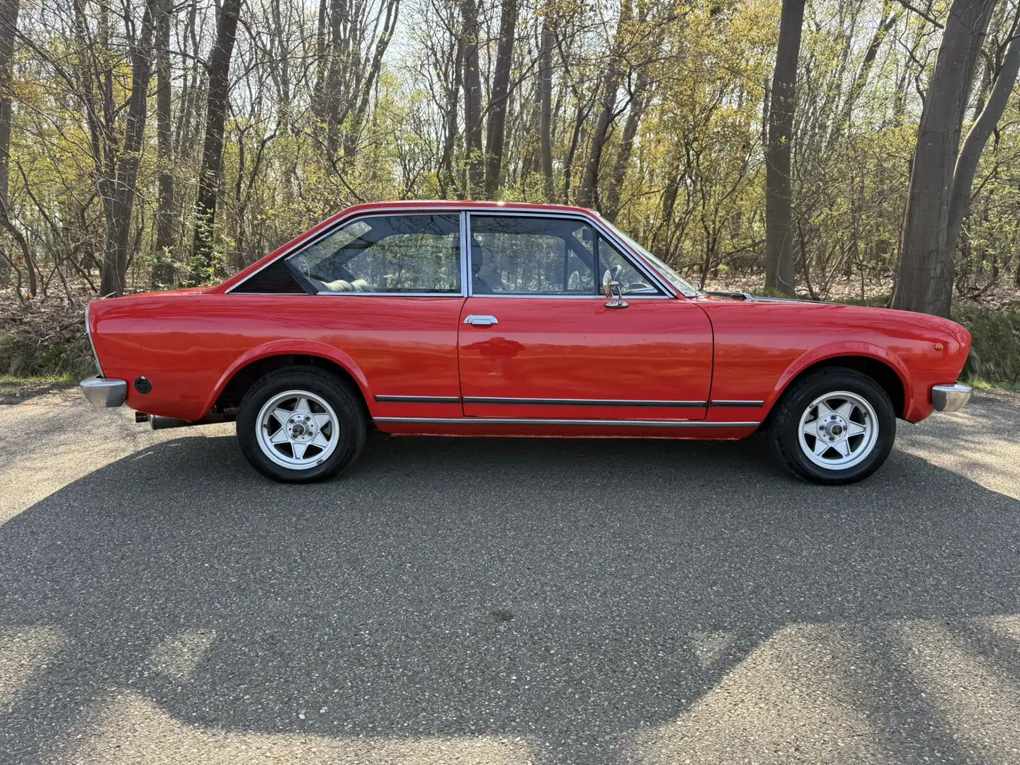 Fiat 124 Coupè 1800 Sport Marrón - 1