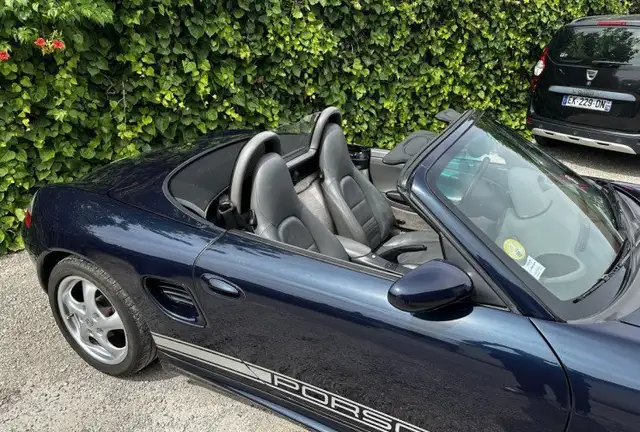 Porsche Boxster view 13