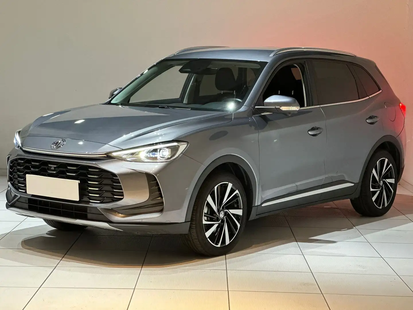 MG ZS ZS 1.5 Hybrid+ Luxury - 1