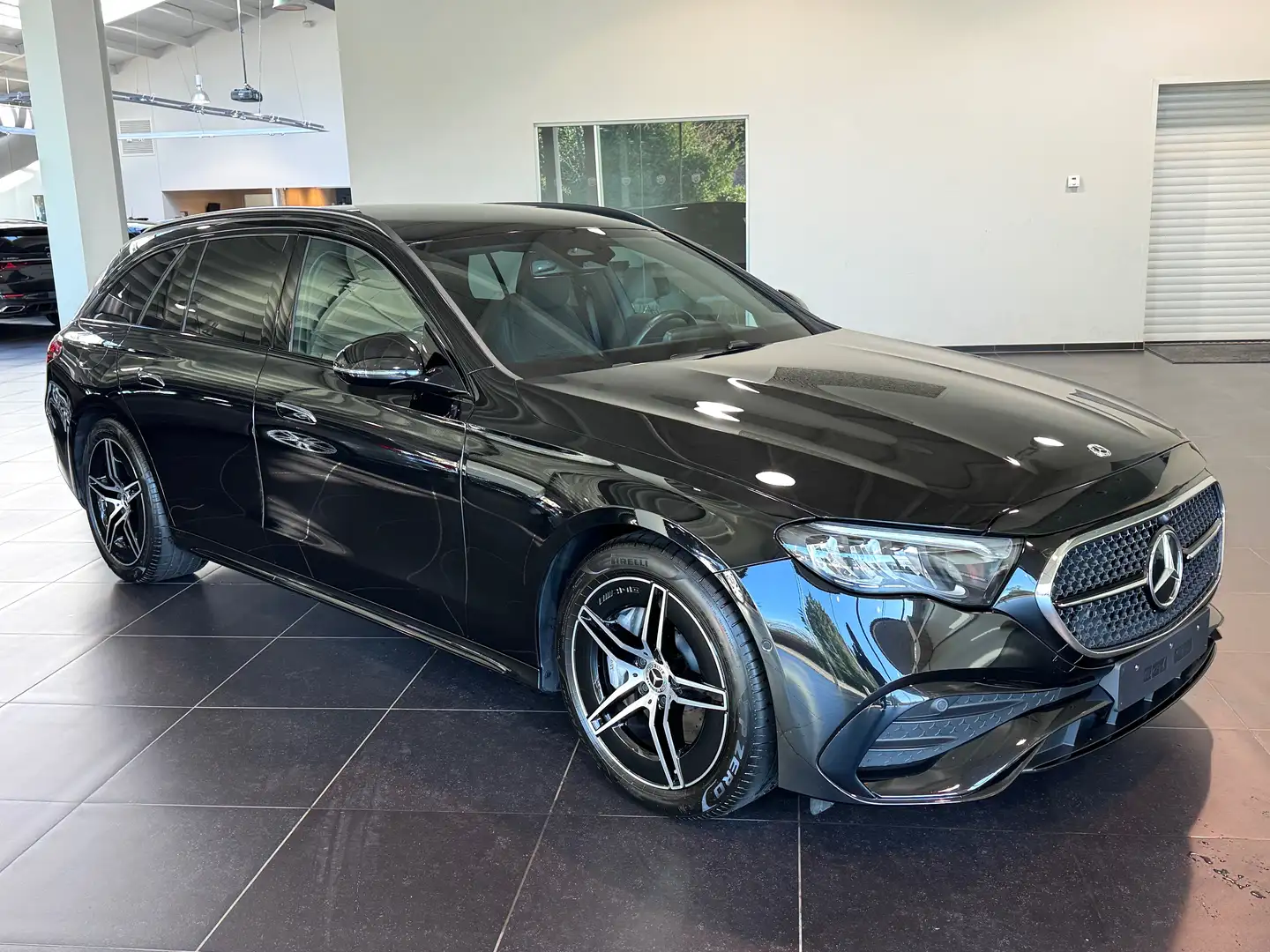 Mercedes-Benz E 300 e Break AMG Night Pack, Distronic, Keyless-Go, Mbu Nero - 2