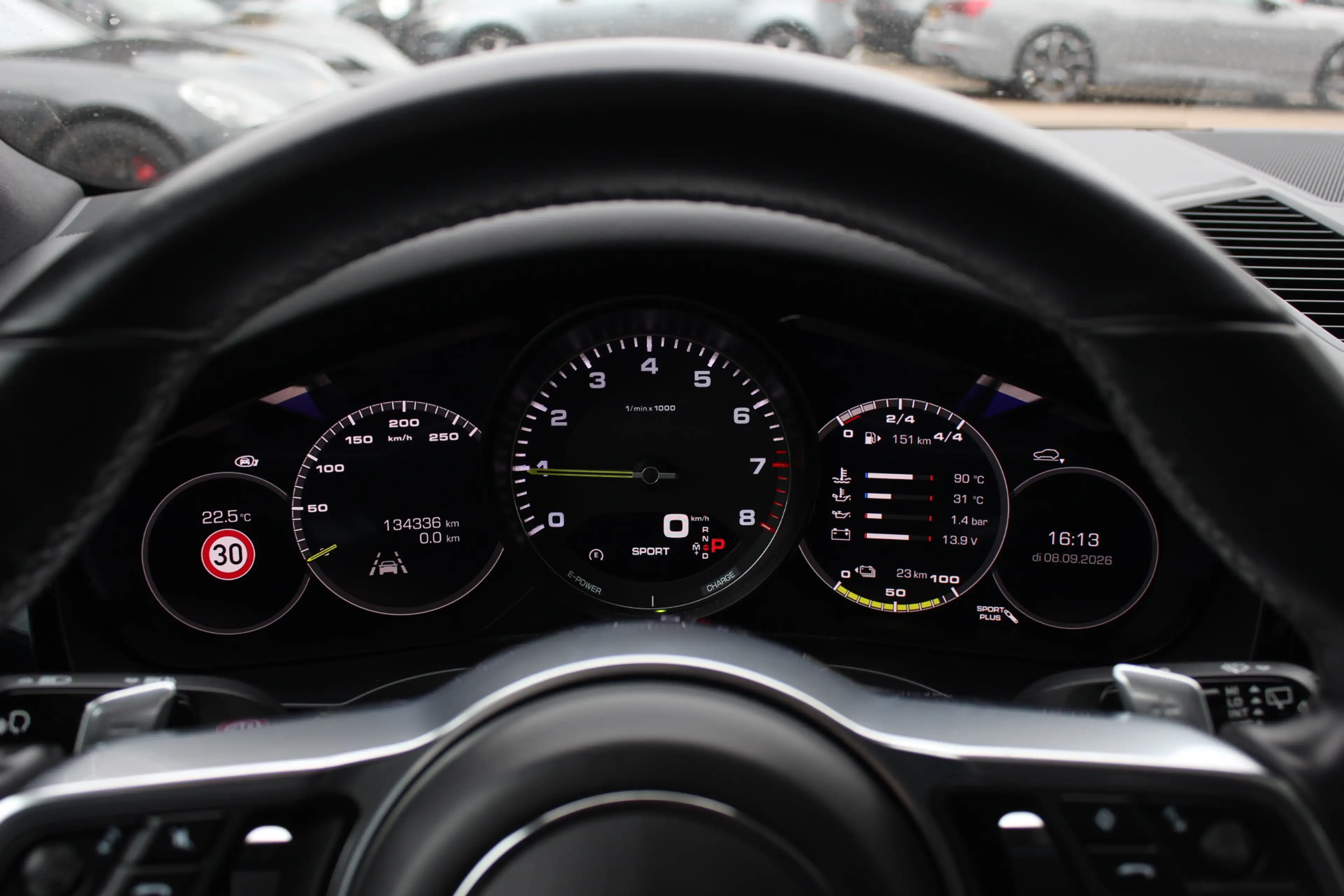 Porsche Cayenne 3.0 E-Hybrid / Panoramadak / 360Camera / Achterasb — photo 18