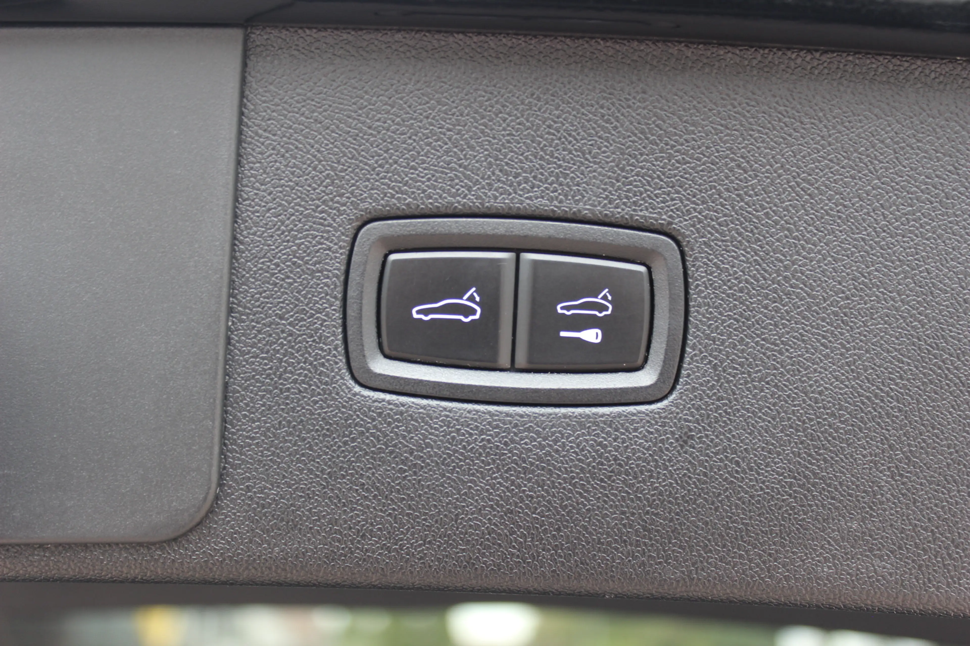 Porsche Cayenne 3.0 E-Hybrid / Panoramadak / 360Camera / Achterasb — photo 33