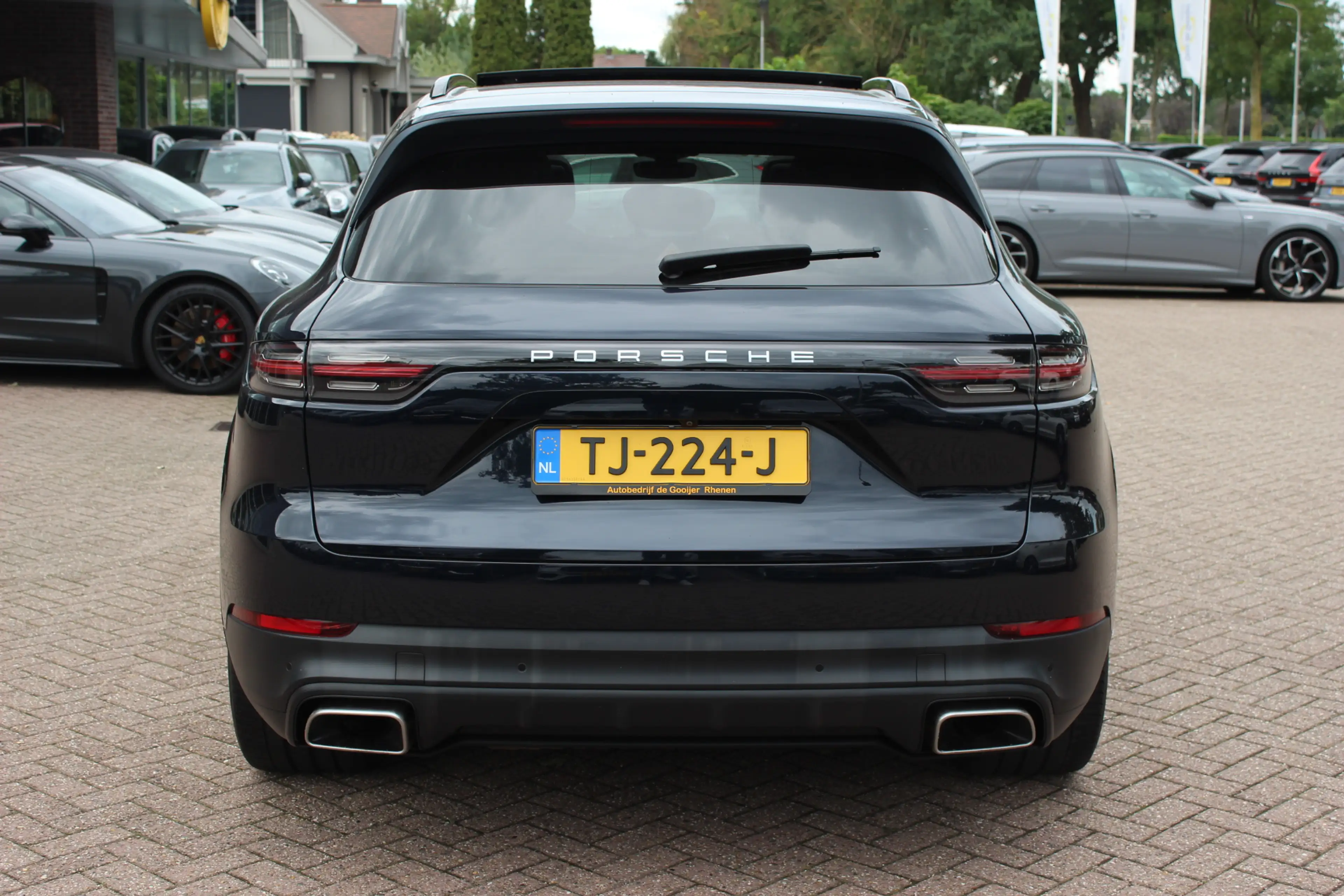 Porsche Cayenne 3.0 E-Hybrid / Panoramadak / 360Camera / Achterasb — photo 15