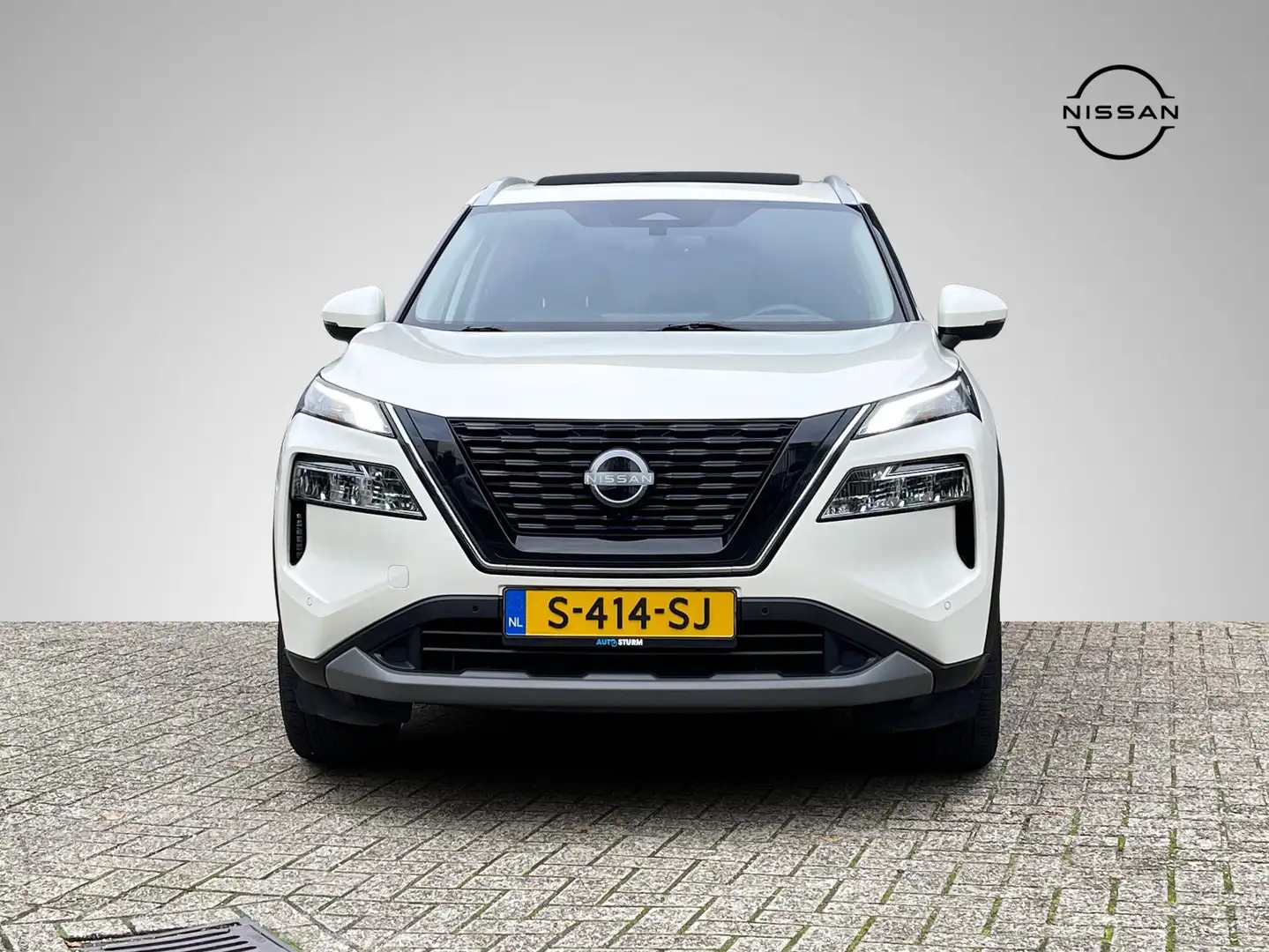 Nissan X-Trail 1.5 e-4orce N-Connecta 4WD 7p. Lounge Pack | Panor Wit - 2