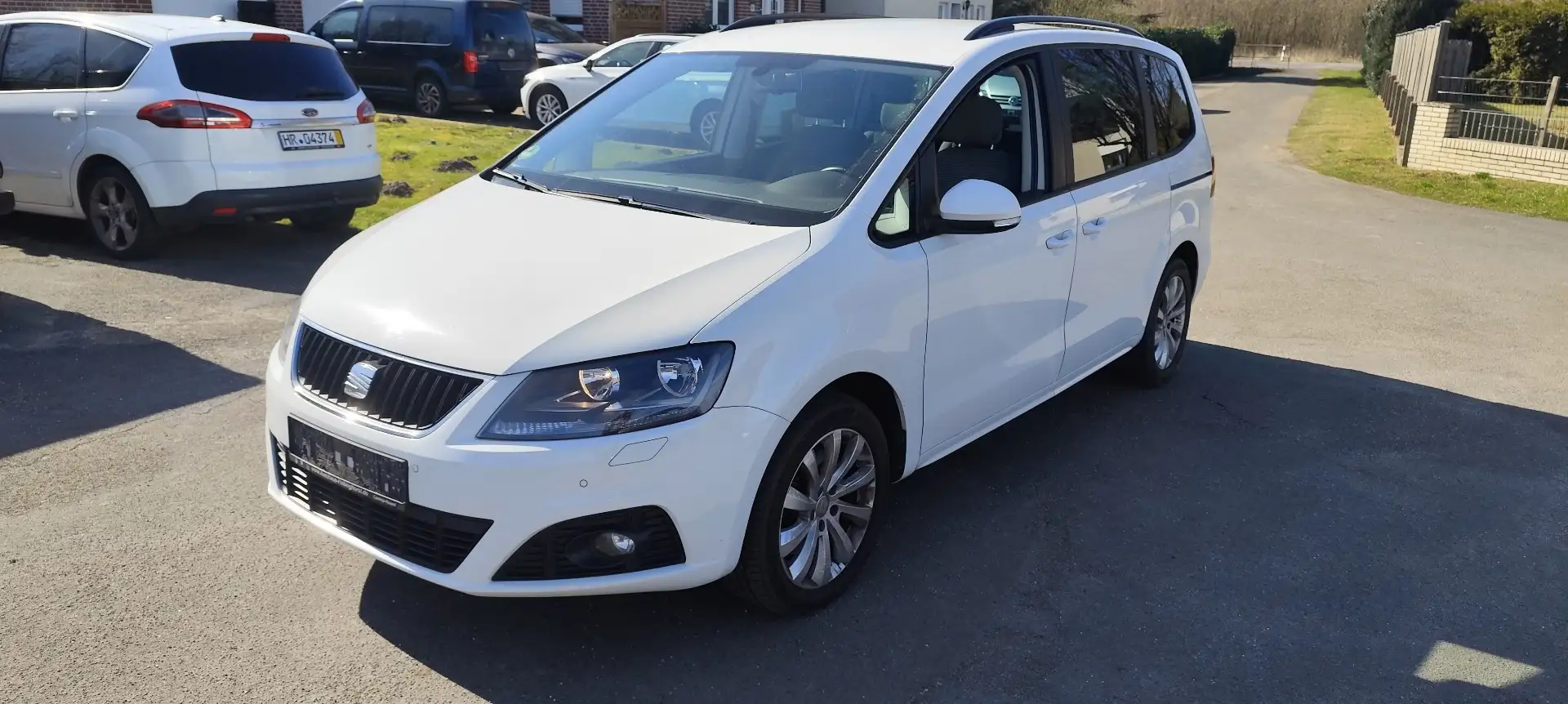 SEAT Alhambra Style / Sitzer Kamera Navi AHK Weiß - 1