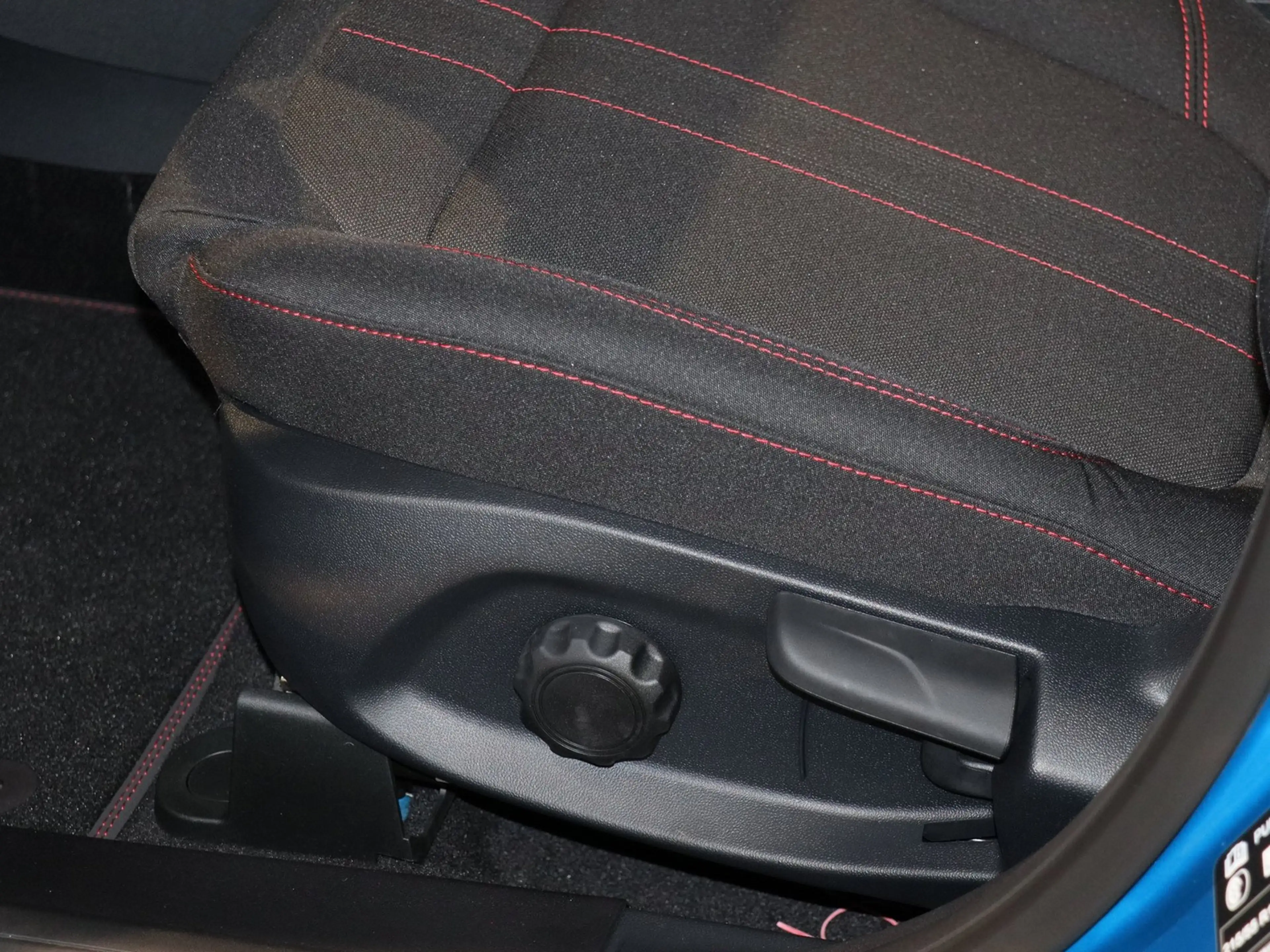 Ford Puma Hybrid ST-Line Panoramadach Ganzjahresreifen — photo 14