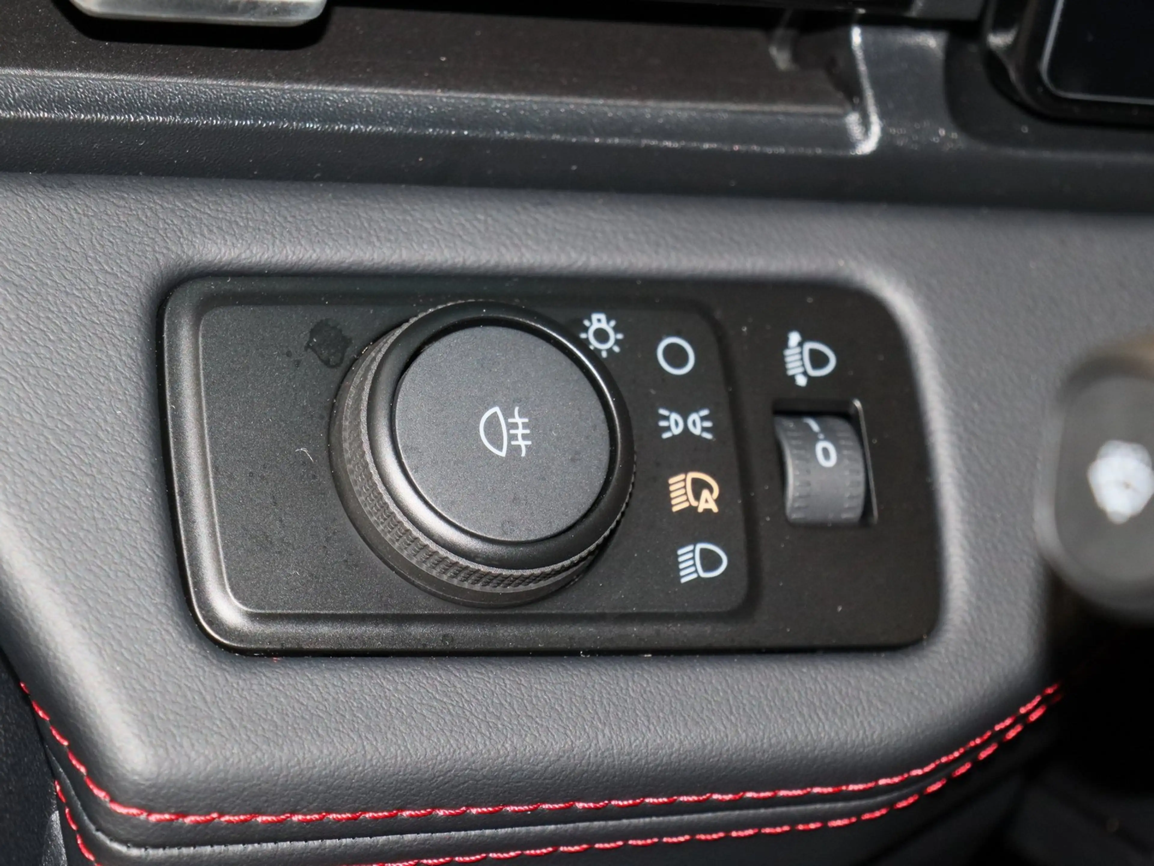 Ford Puma Hybrid ST-Line Panoramadach Ganzjahresreifen — photo 12