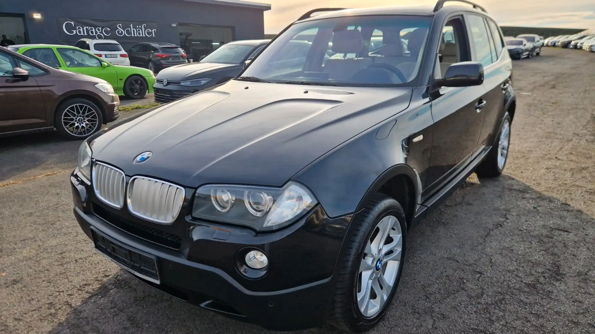 BMW X3 xDrive 35d Pano Navi Leder Xenon Memory Schwarz - 1