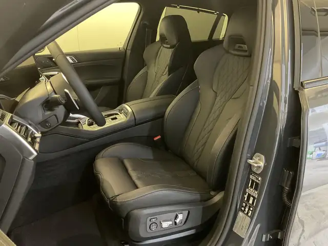 BMW X6 xDrive30d Ansicht 2
