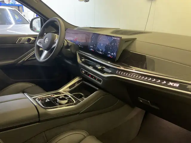BMW X6 xDrive30d Ansicht 12