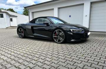 Spyder V10 performance 5.2 FSI RWD S tronic