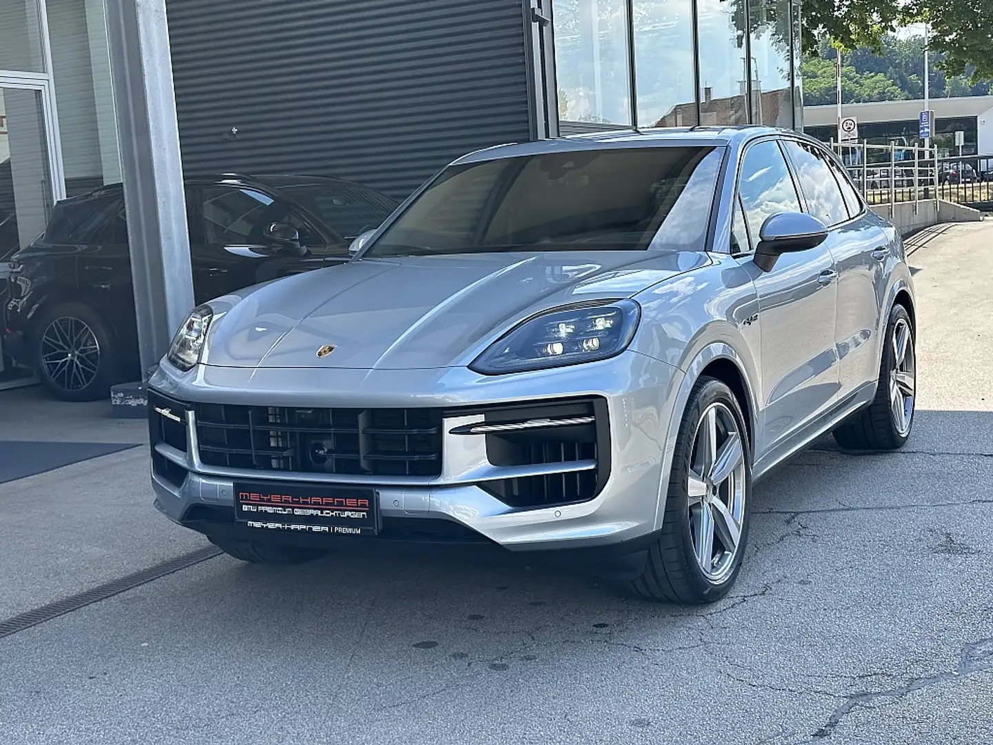 Porsche Cayenne III E-Hybrid PHEV 21,8 kWh Aut. Silber - 2