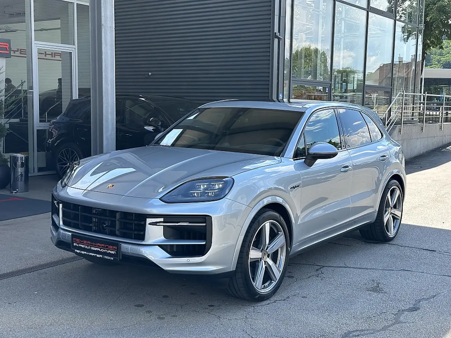 Porsche Cayenne III E-Hybrid PHEV 21,8 kWh Aut. Silber - 1