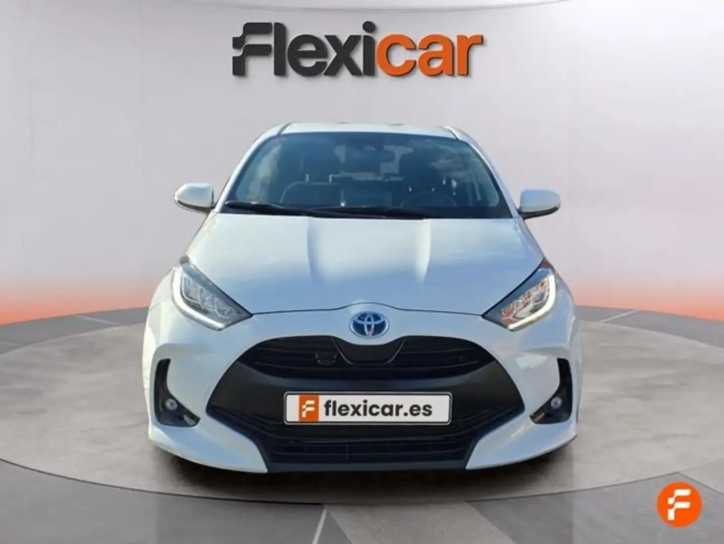 Toyota Yaris 120H 1.5 Active Tech Blanc - 2