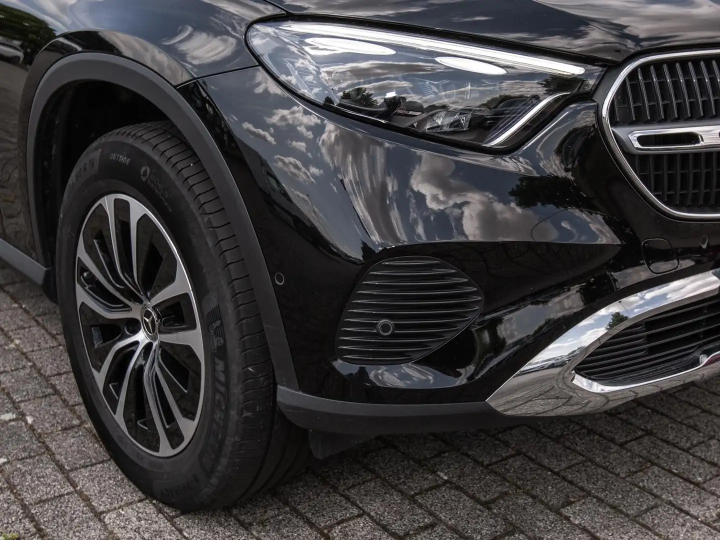 Mercedes-Benz GLC 220 d 4M AVANTGARDE MBUX+360°+DIG-LED+18 Negro - 2