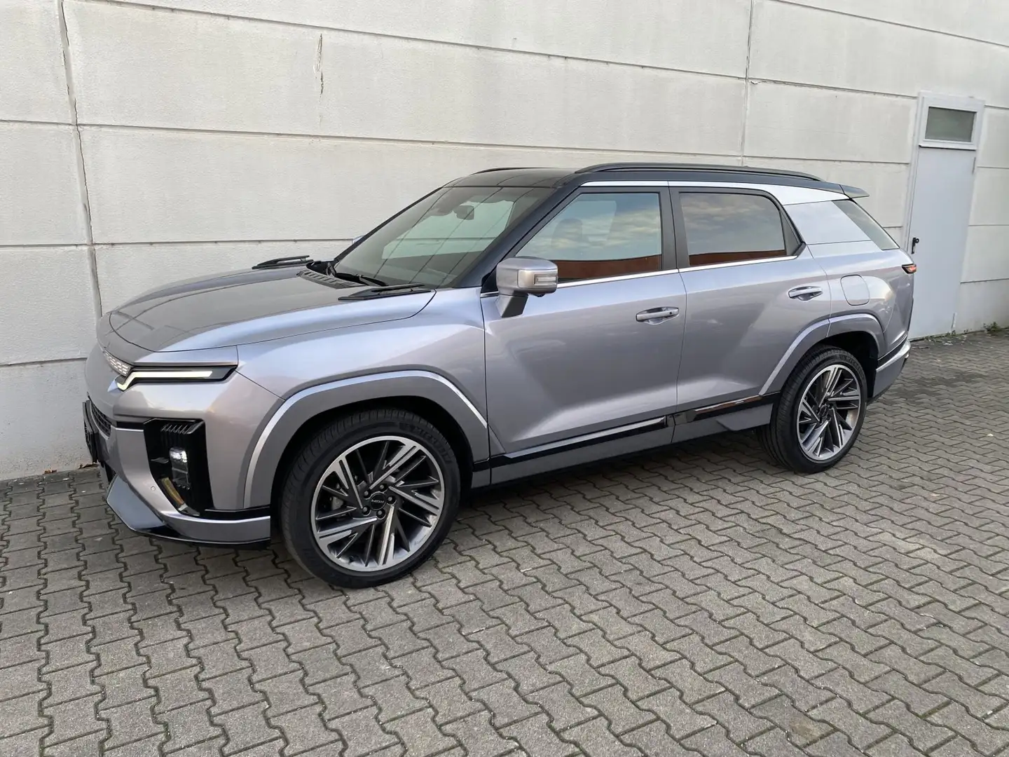 KGM Actyon 1,5 T-GDI 4WD AT Lux Digi Cockpit 360Kam ACC Ledr Grau - 2