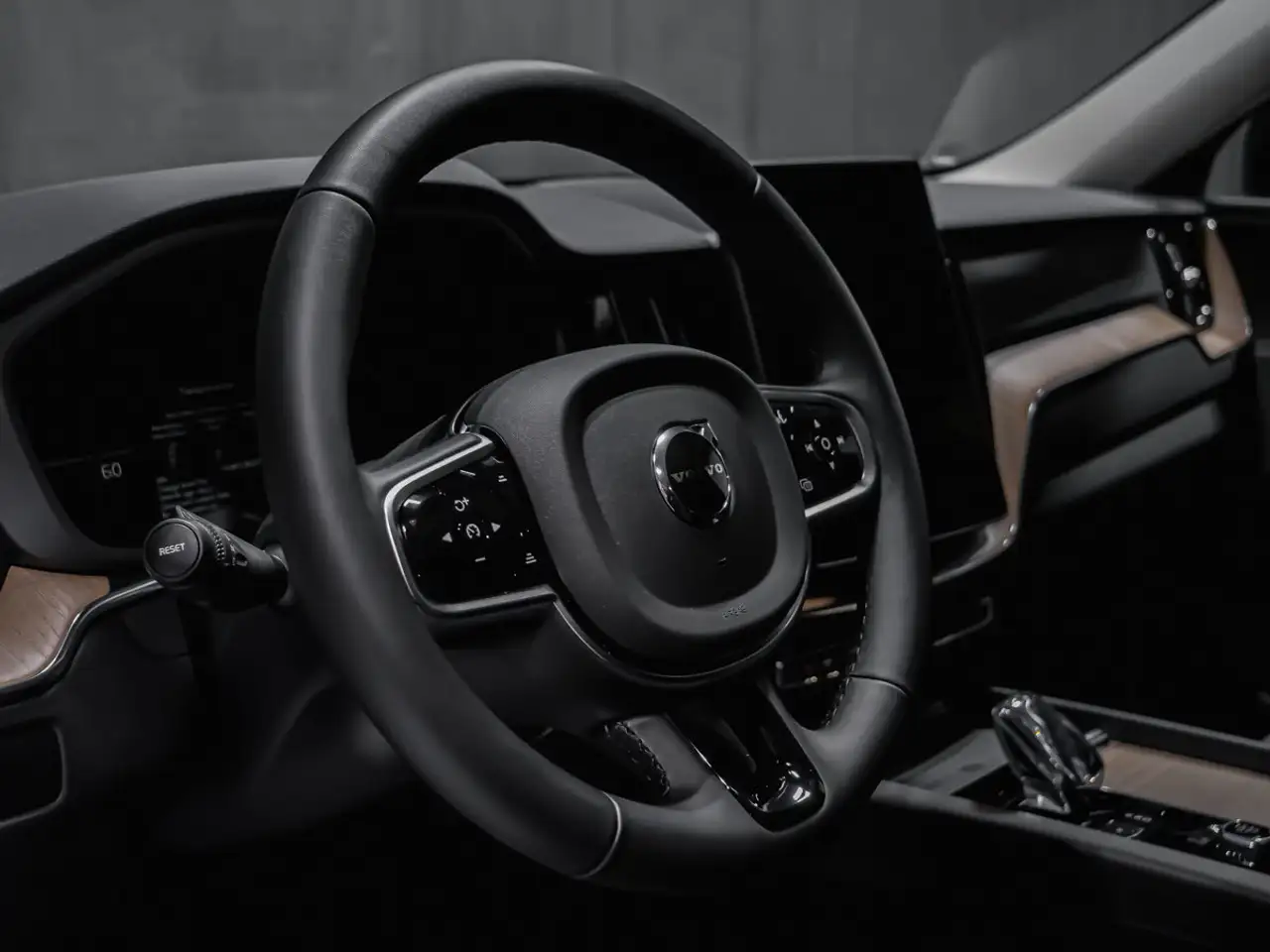 Volvo XC60 снимка Volvo XC60