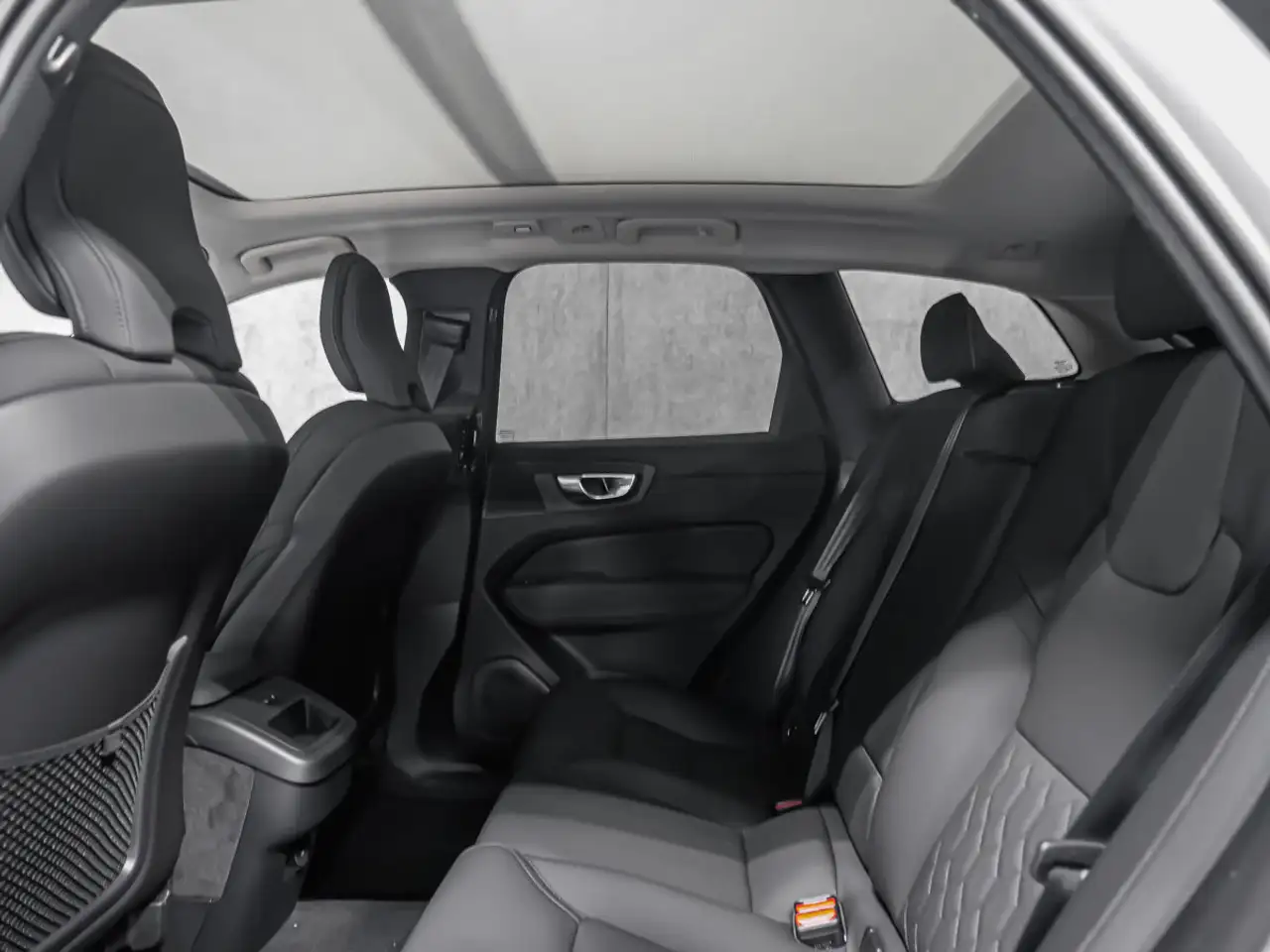 Volvo XC60 снимка Volvo XC60