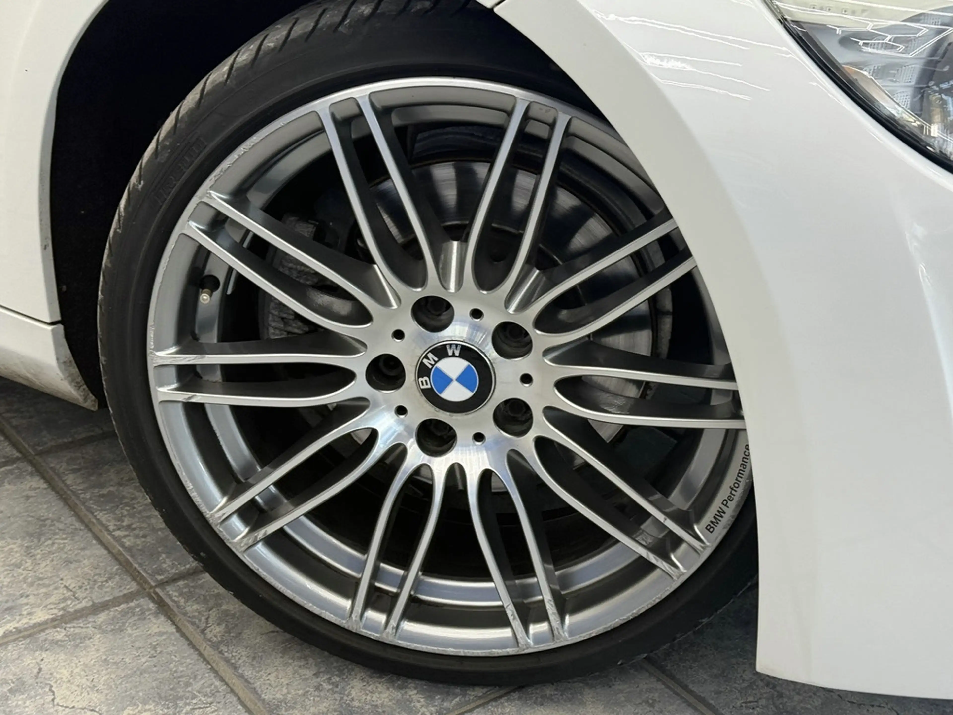 BMW 325 iA Cabrio M Sport, Leder, Navi, Bi-Xenon — photo 3