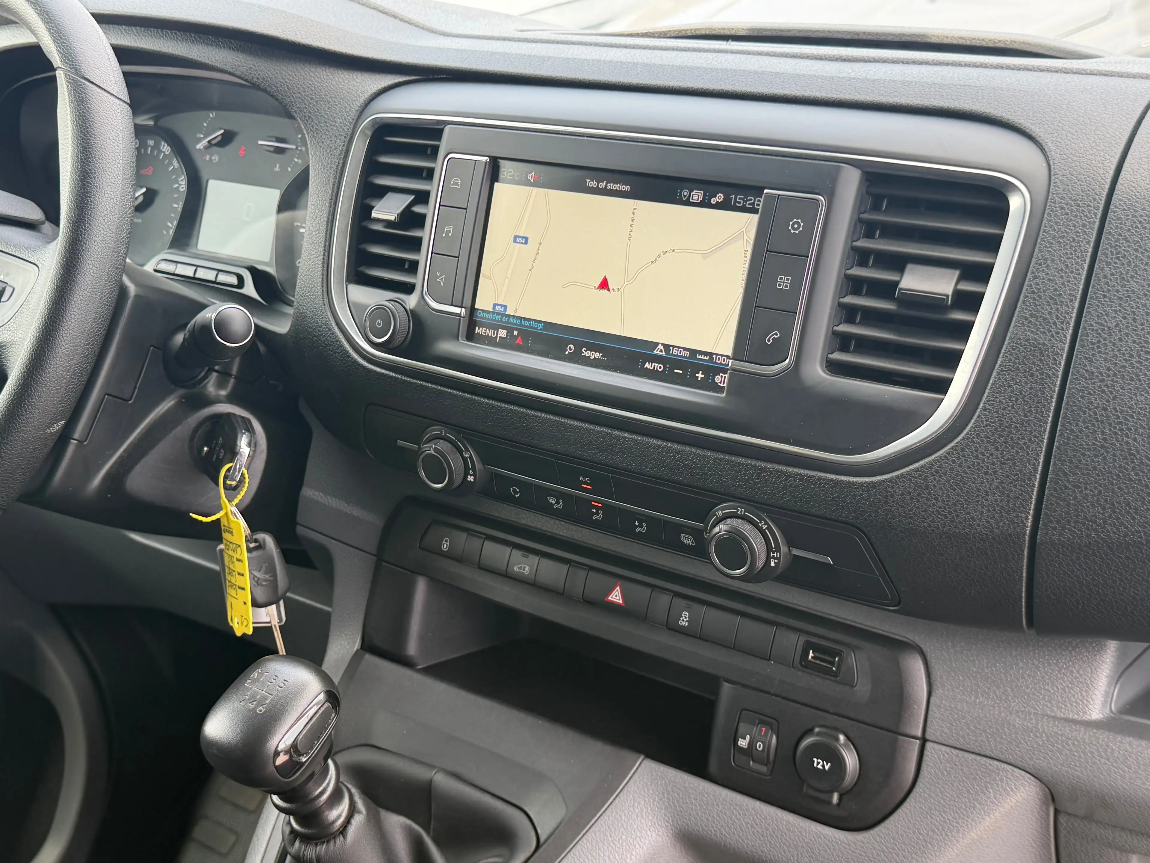 Peugeot Expert ATT REMORQUE - CARPLAY - NAVIGATION - AIR CO — photo 11