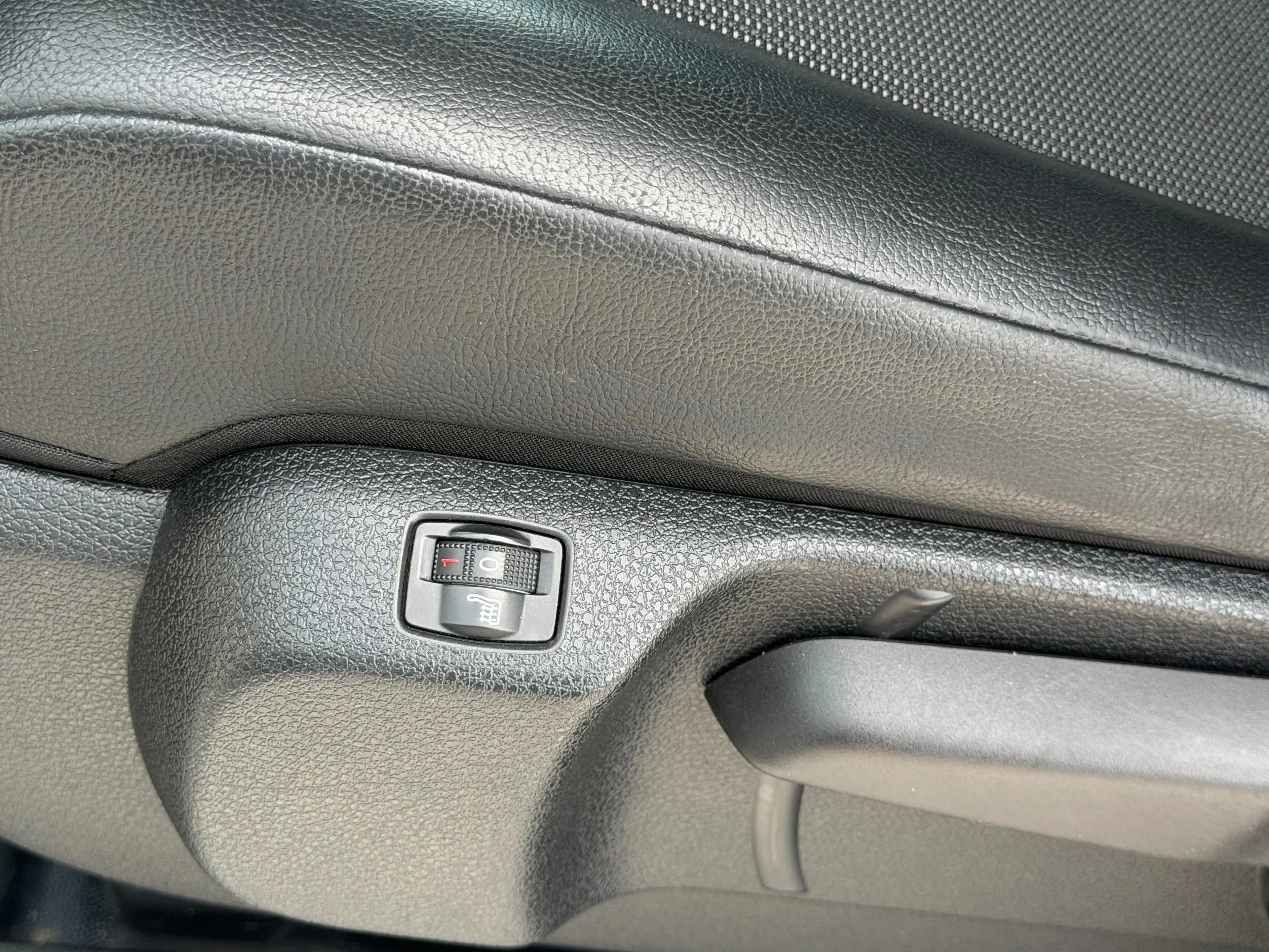 Peugeot Expert ATT REMORQUE - CARPLAY - NAVIGATION - AIR CO — photo 12