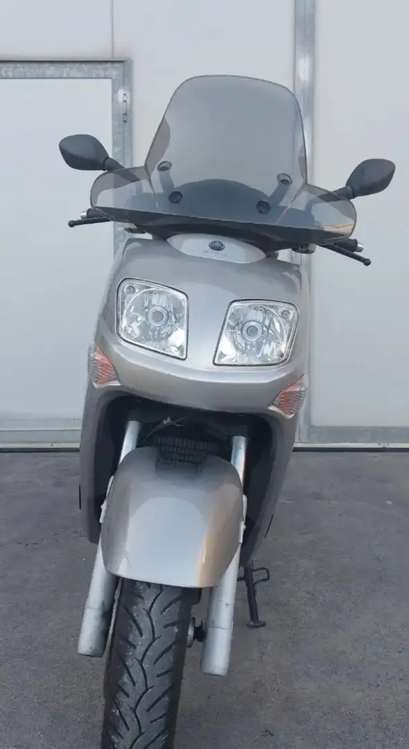 Yamaha Versity 300 con bauletto e parabrezza Argento - 1