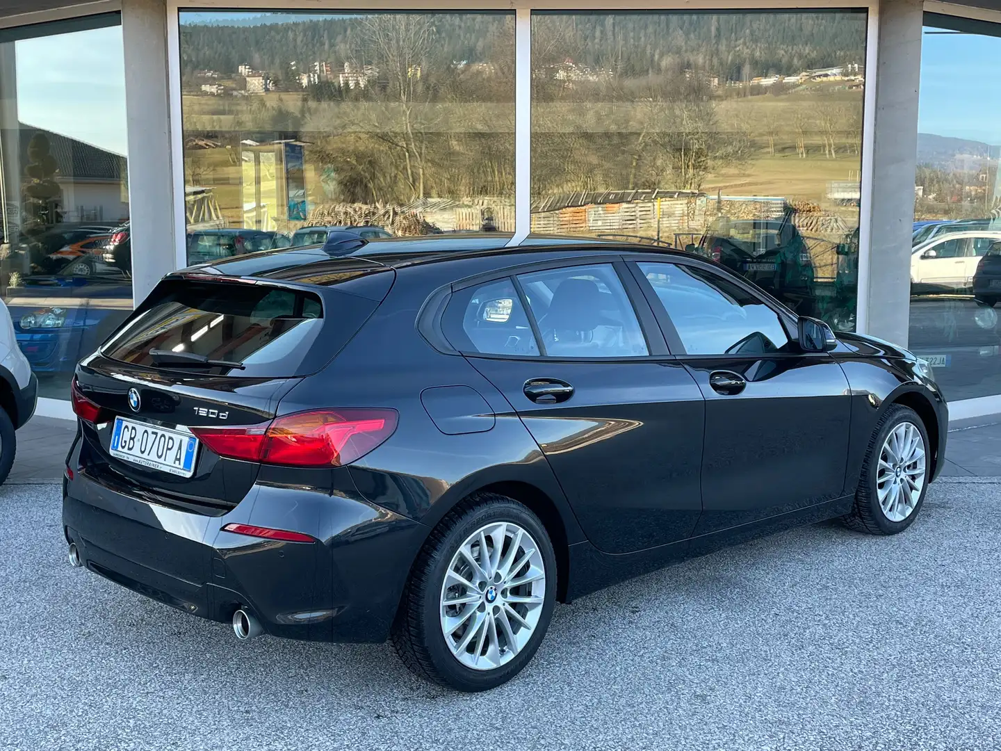 BMW 120 120d xdrive Sport auto 4x4 Noir - 2