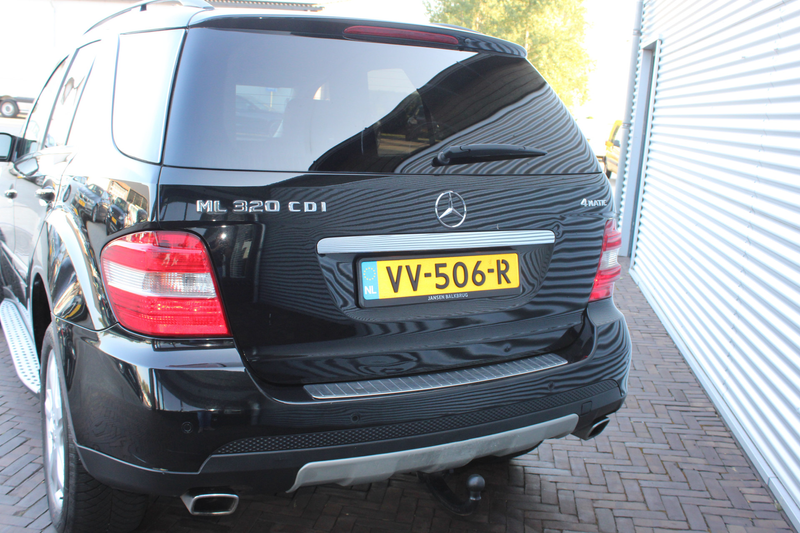Mercedes-Benz ML 320 M-klasse CDI van — photo 8