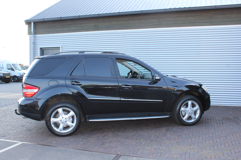 Mercedes-Benz ML 320 M-klasse CDI van — photo 2