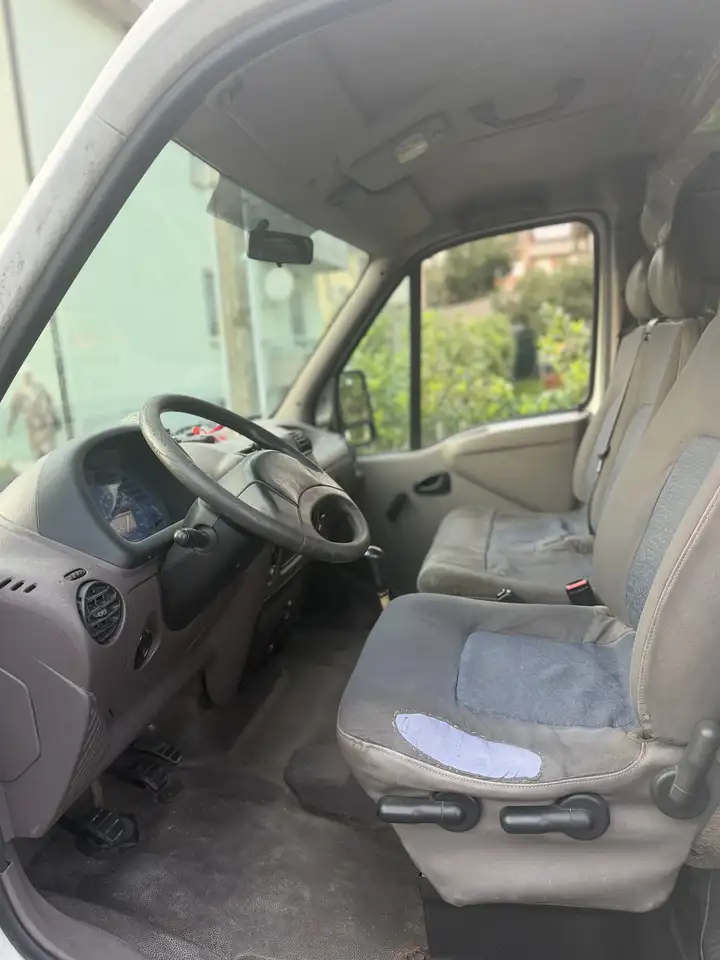 Renault Master 2.5 Td, foto 8