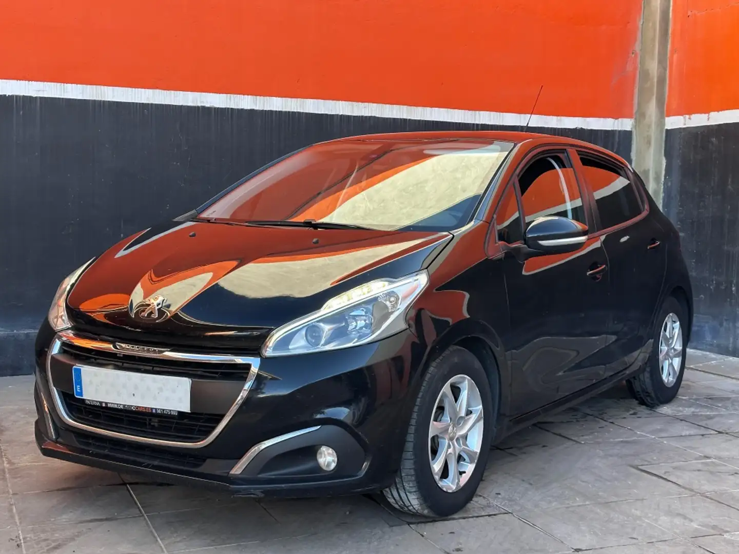 Peugeot 208 1.2 PureTech S&S Active ETG5 82 Negro - 1