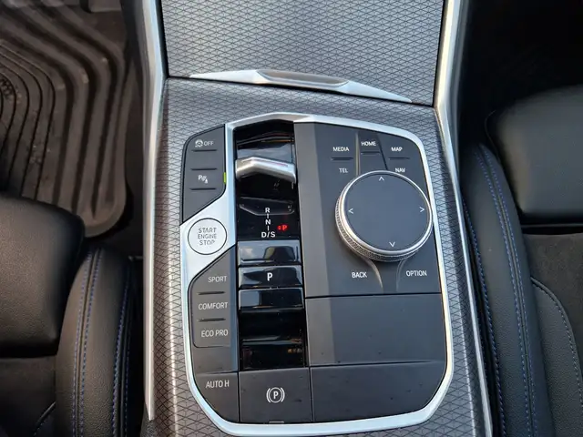 BMW 330 d xDrive Ansicht 13