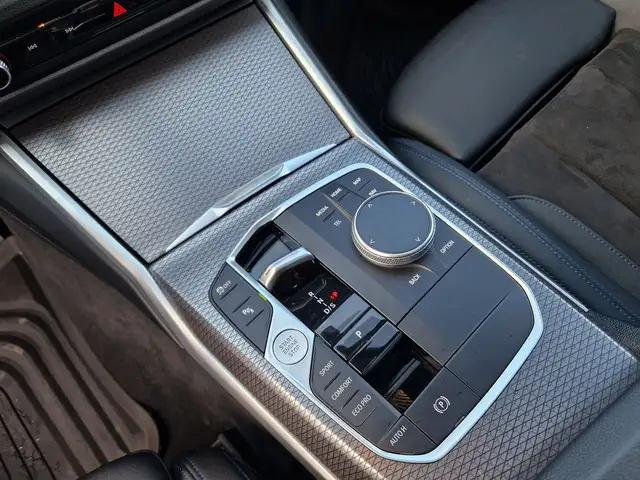 BMW 330 d xDrive Ansicht 12