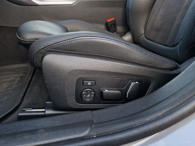 BMW 330 d xDrive Ansicht 14