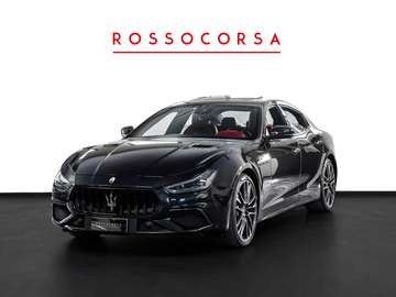 Trofeo 3.8 V8 580 CV